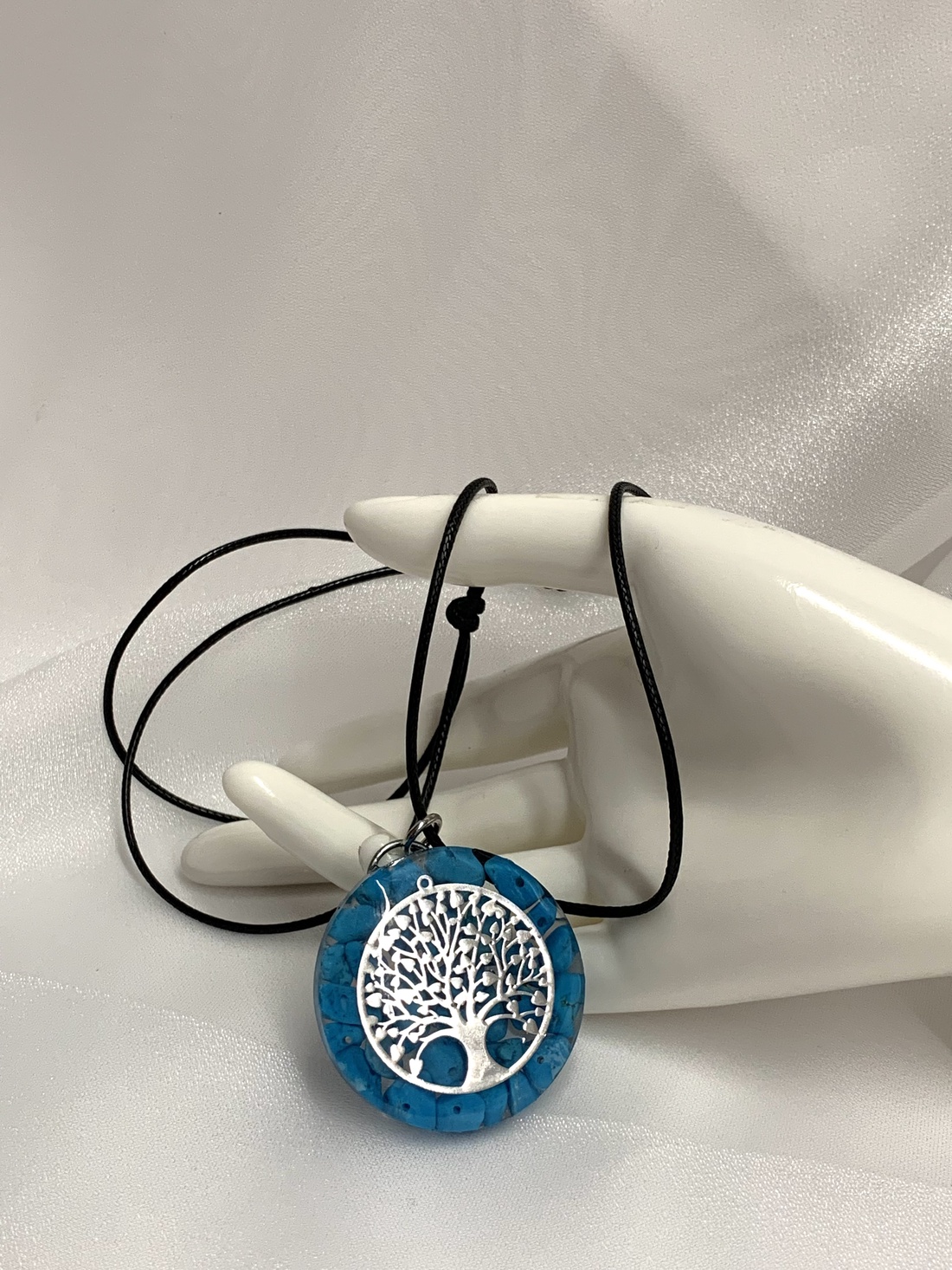 Colier cu pandantiv-talisman si pietre semipretioase 00807 - - Artynos.ro Colier cu pandantiv-talisman si pietre semipretioase 00807 - - Artynos.ro