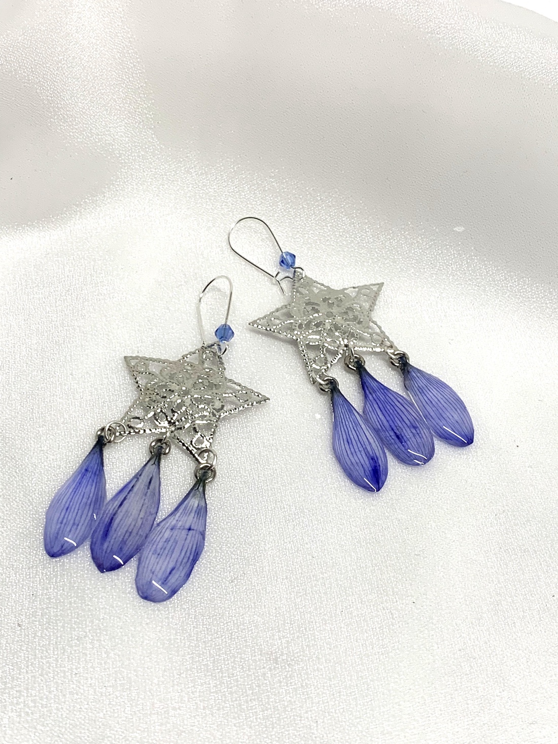 cercei handmade unicat din rasina si flori naturale 00825 -  - Artynos.ro