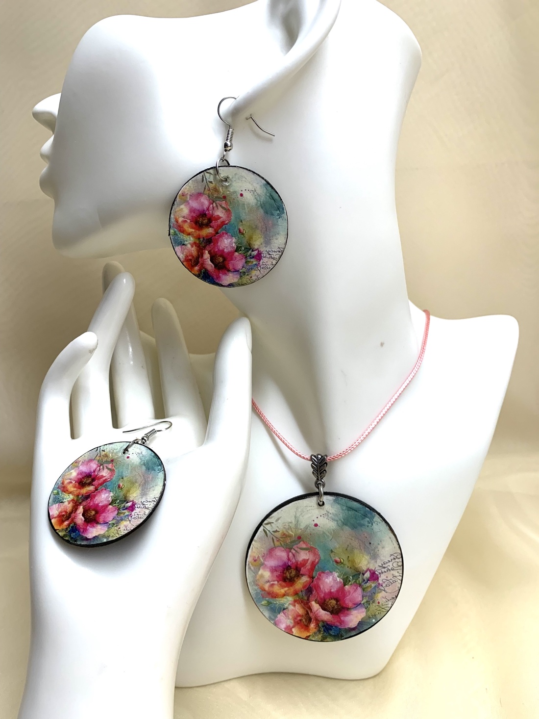 Set bijuterii handmade unicat 00905 - bijuterii - seturi de bijuterii - Artynos.ro Set bijuterii handmade unicat 00905 - bijuterii - seturi de bijuterii - Artynos.ro