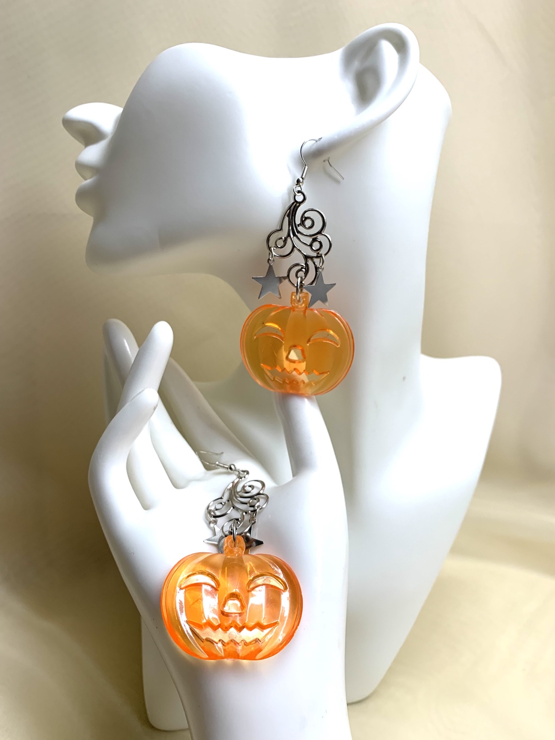 set cadou handmade unicat -Halloween 00947 - bijuterii - seturi de bijuterii - Artynos.ro set cadou handmade unicat -Halloween 00947 - bijuterii - seturi de bijuterii - Artynos.ro