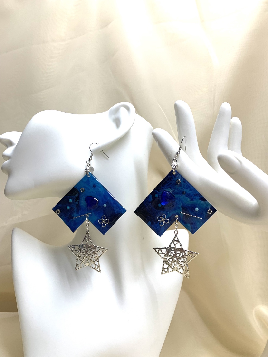 Cercei unicat pictati manual 01103 -  - Artynos.ro  Cercei unicat pictati manual 01103 -  - Artynos.ro