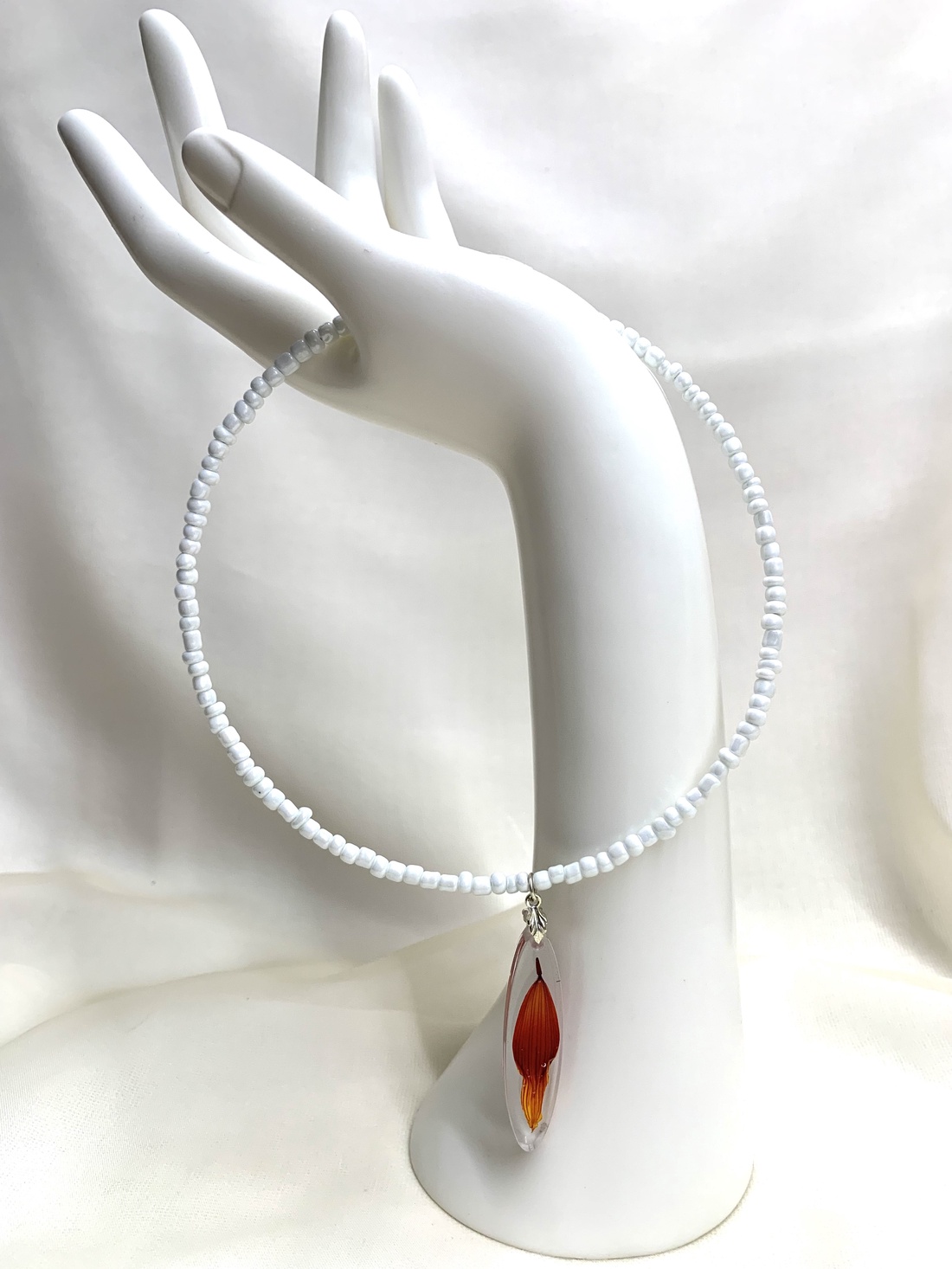 Colier-pandantiv cu flori naturale  01138 - bijuterii - coliere - coliere cu pandative - Artynos.ro