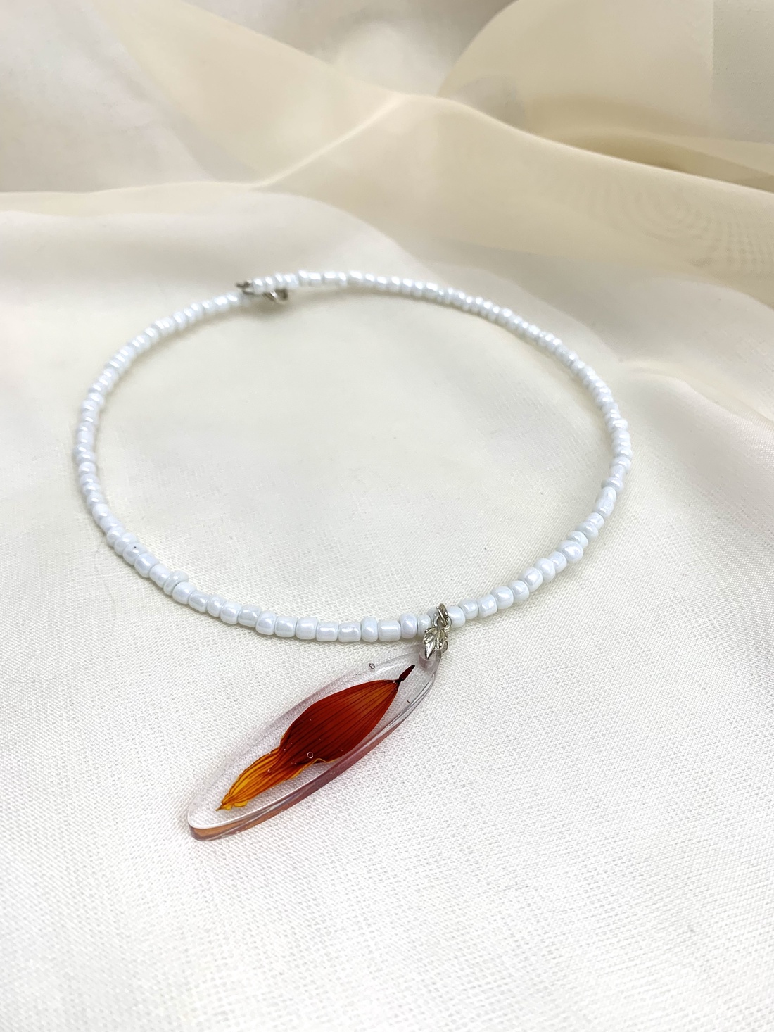 Colier-pandantiv cu flori naturale  01138 - bijuterii - coliere - coliere cu pandative - Artynos.ro