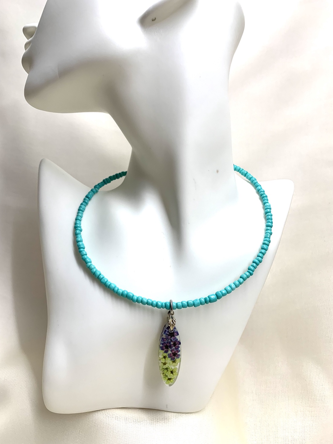 Colier-pandantiv cu flori naturale 01155 - bijuterii - coliere - coliere cu pandative - Artynos.ro