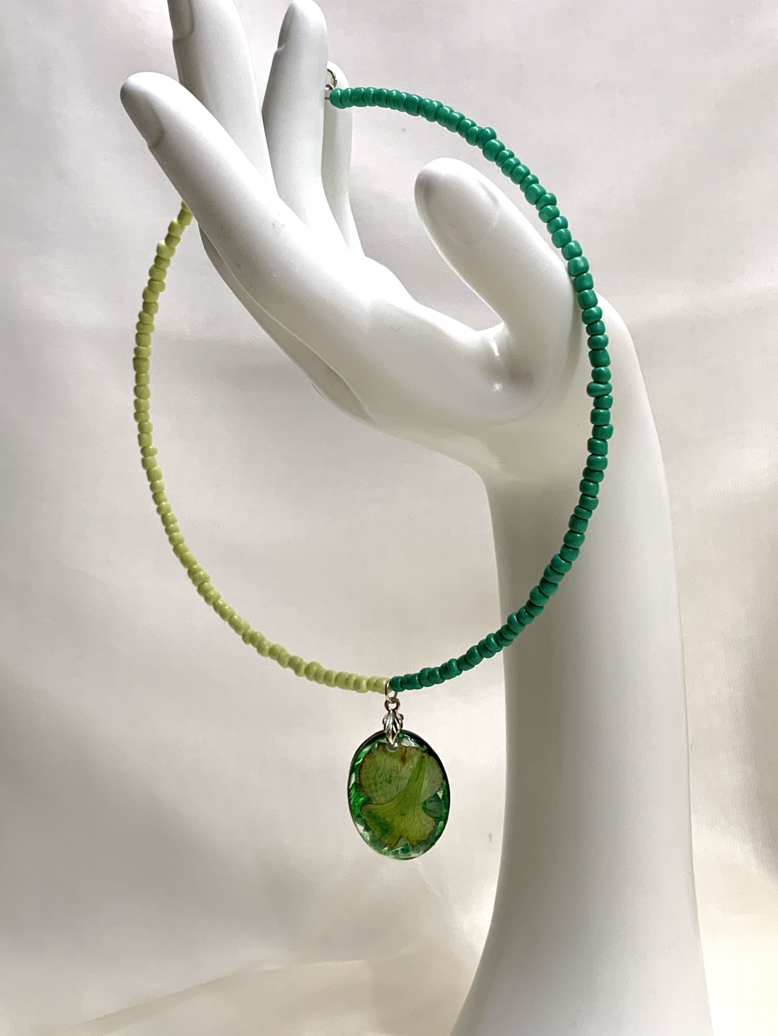 Colier-pandantiv cu flori naturale 01159 - bijuterii - coliere - coliere cu pandative - Artynos.ro