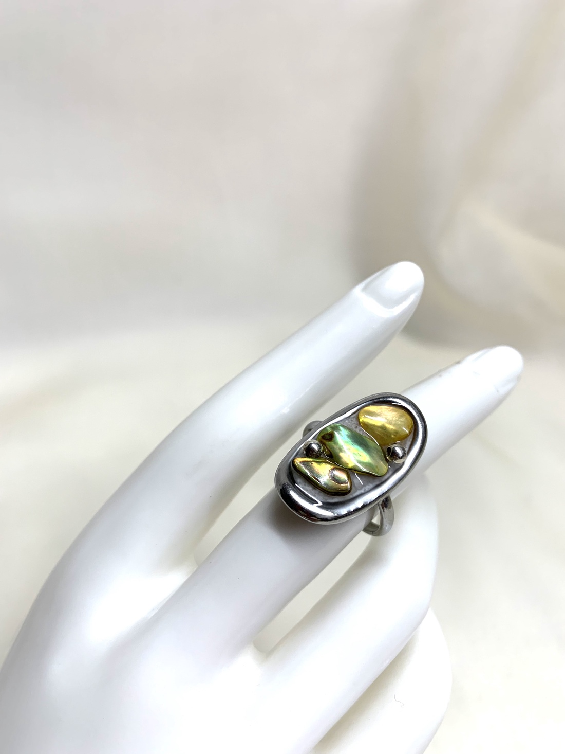 Inel cu scoici veritabile Abalone (Paua) 01164 - bijuterii - inele - inele cu figurine - Artynos.ro