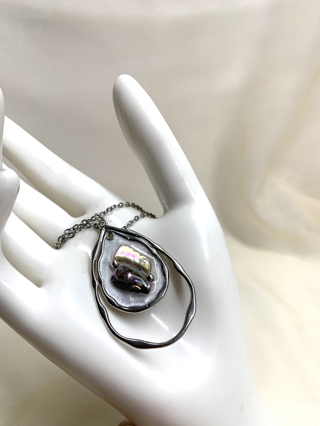 Colier -pandantiv cu scoici veritabile sidefate Abalone (Paua) 01172 -  - Artynos.ro