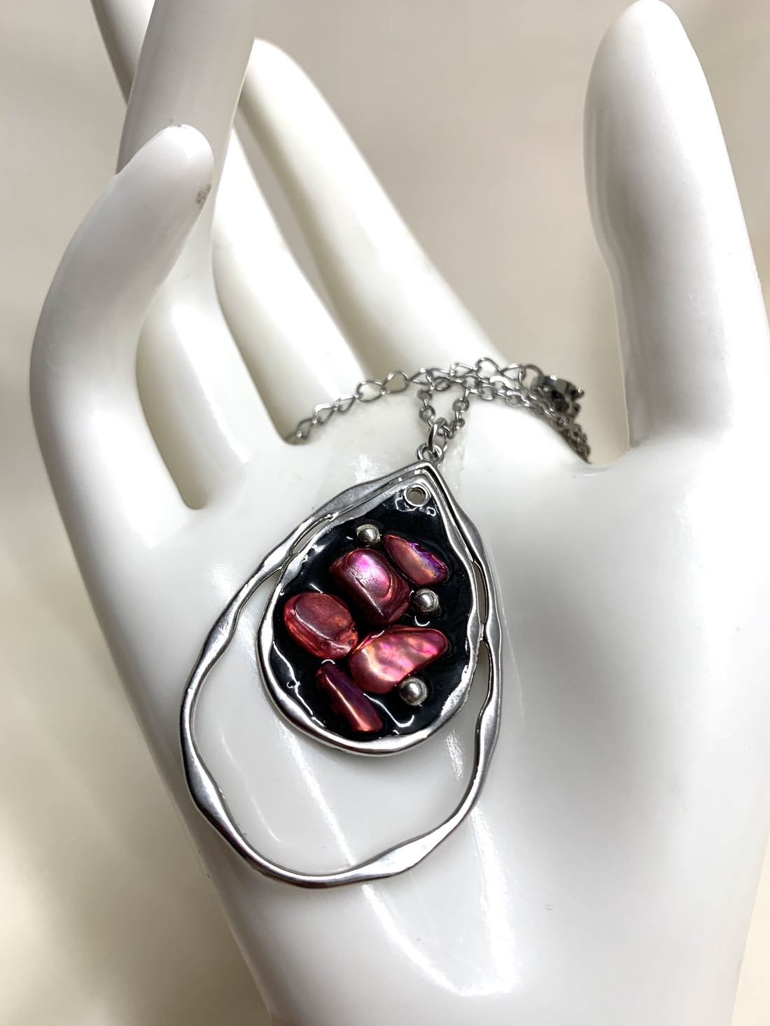 Colier -pandantiv cu scoici veritabile sidefate Abalone (Paua) 01160 -  - Artynos.ro