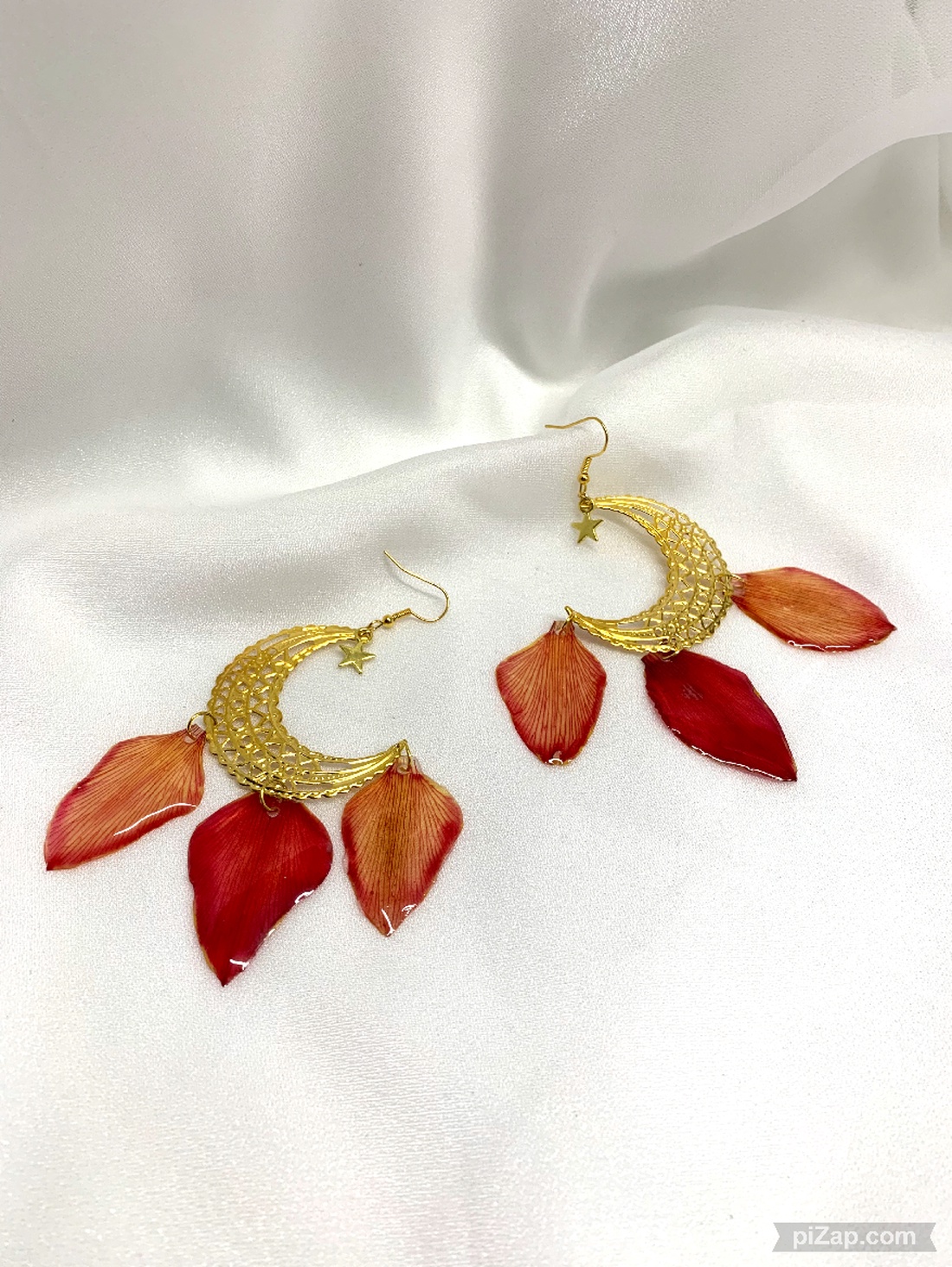 cercei cu Narcise 01194 -  - Artynos.ro