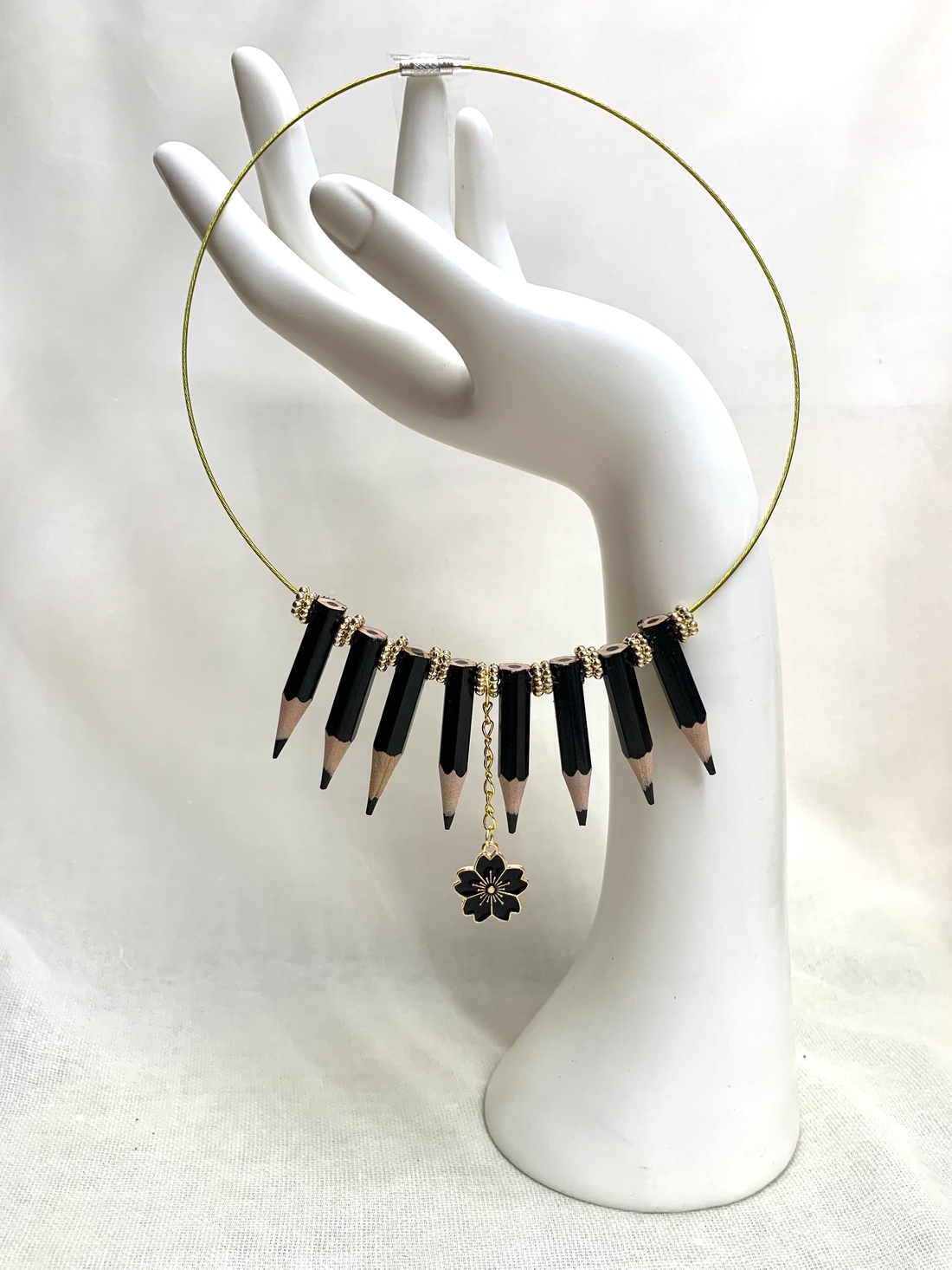  set bijuterii creioane colorate 00505 - bijuterii - coliere - coliere cu pandative - Artynos.ro