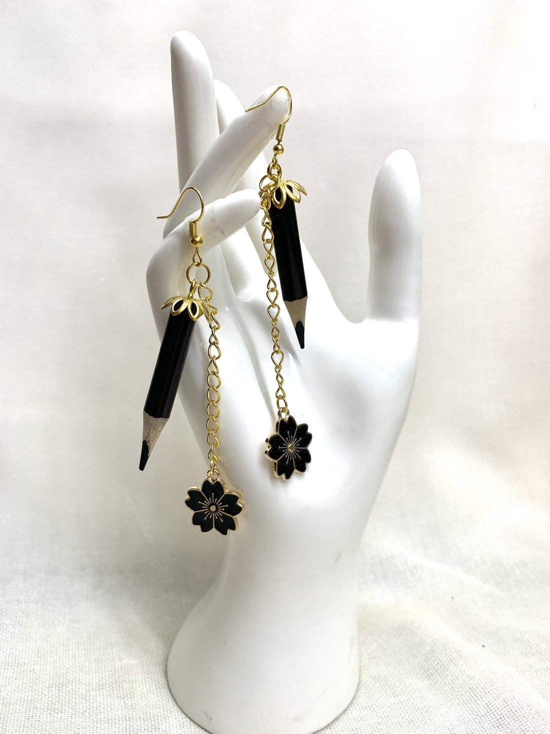  set bijuterii creioane colorate 00505 - bijuterii - coliere - coliere cu pandative - Artynos.ro