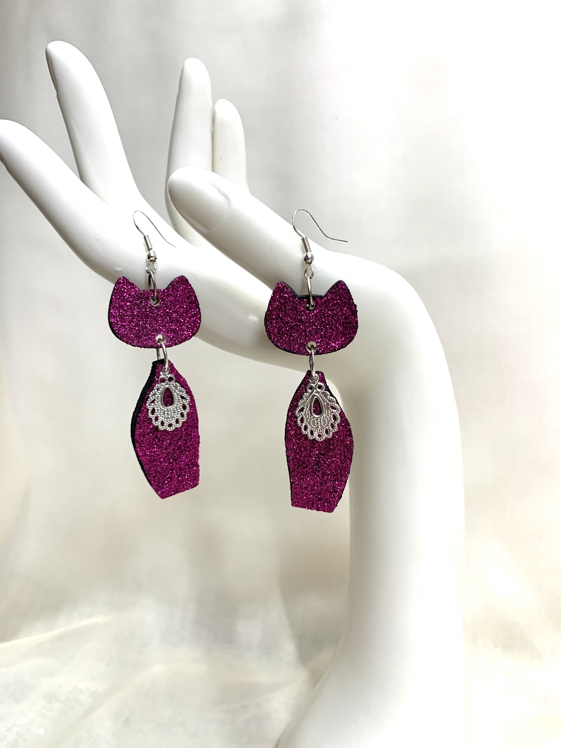 Cercei model pisica 01228 - bijuterii - cercei - cercei din lemn - Artynos.ro