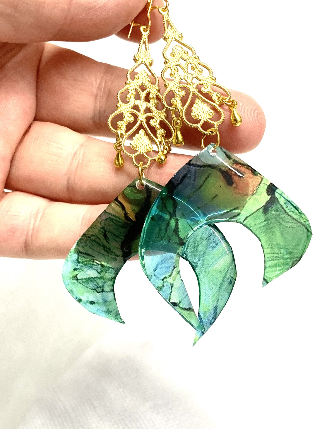 Cercei - pictati manual  00175 - bijuterii - cercei - cercei din rășină - Artynos.ro