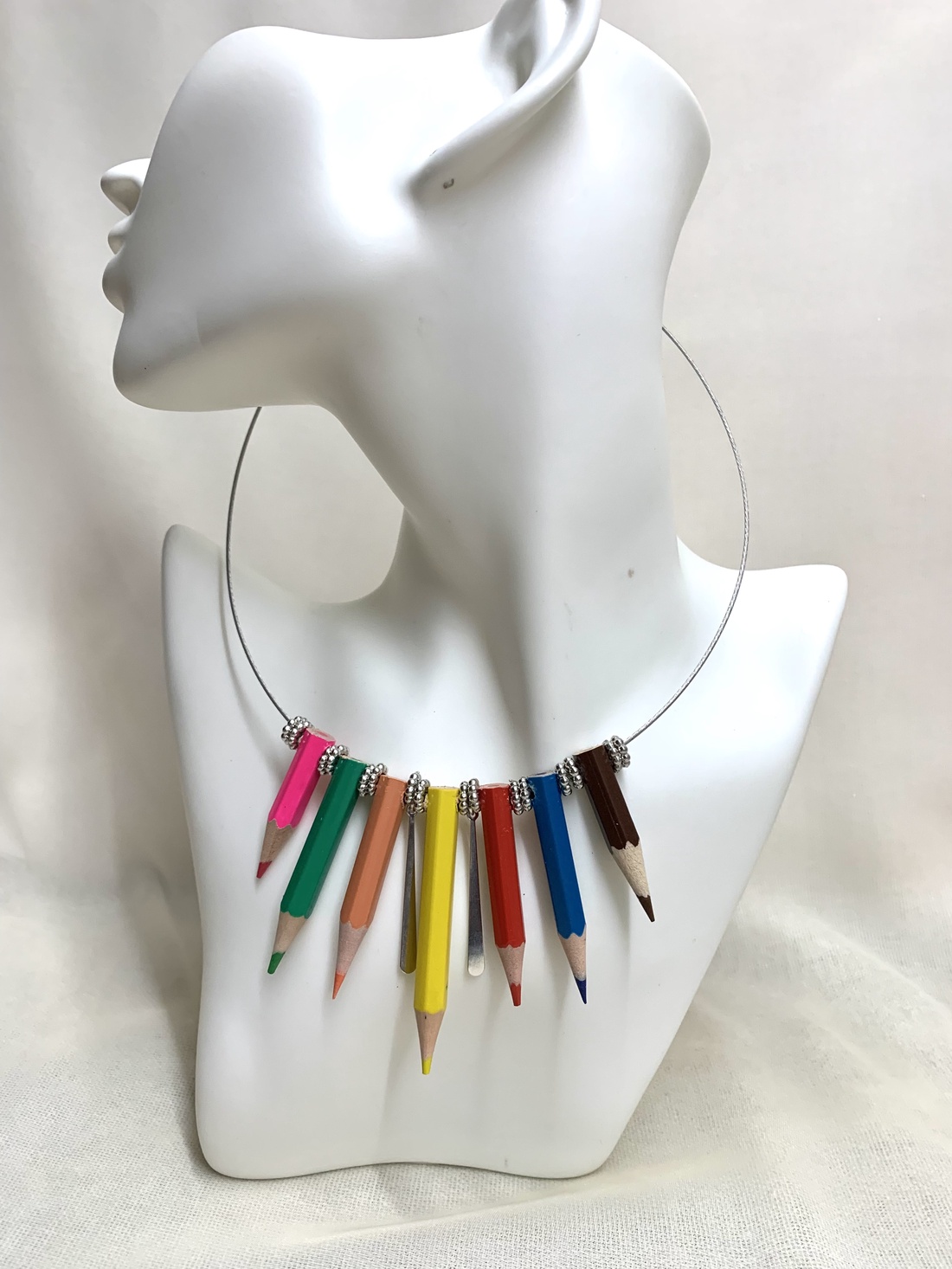 Colier creioane colorate 01296 - bijuterii - coliere - chockere - Artynos.ro