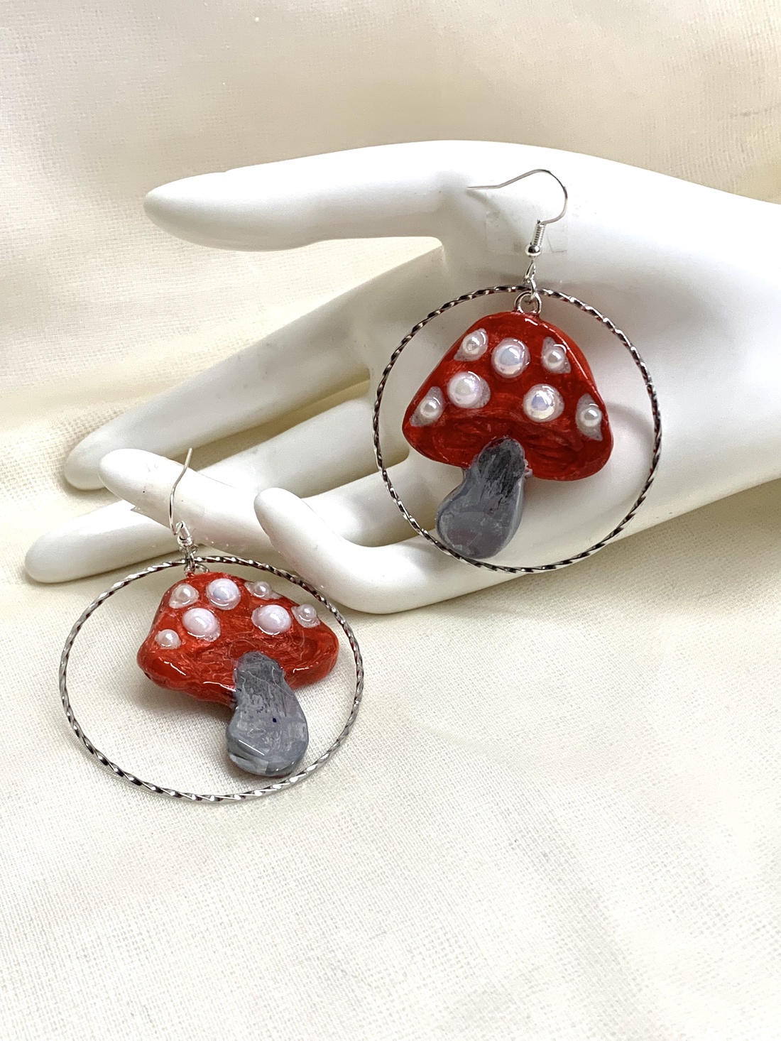 cercei ciupercuțe 01298 - bijuterii - cercei - cercei cu figurine - Artynos.ro