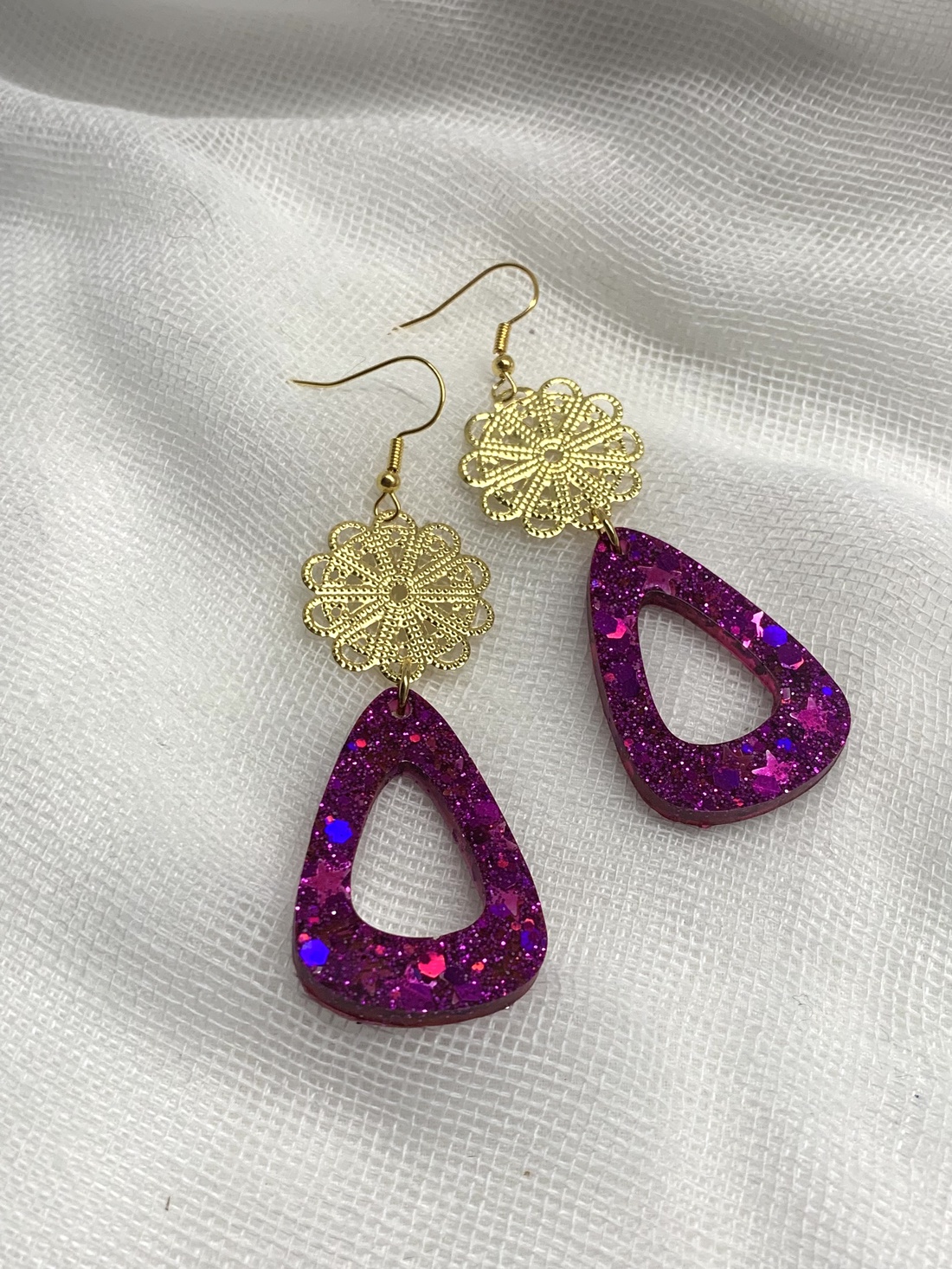 Cercei ocazii speciale 01325 - bijuterii - cercei - cercei din rășină - Artynos.ro