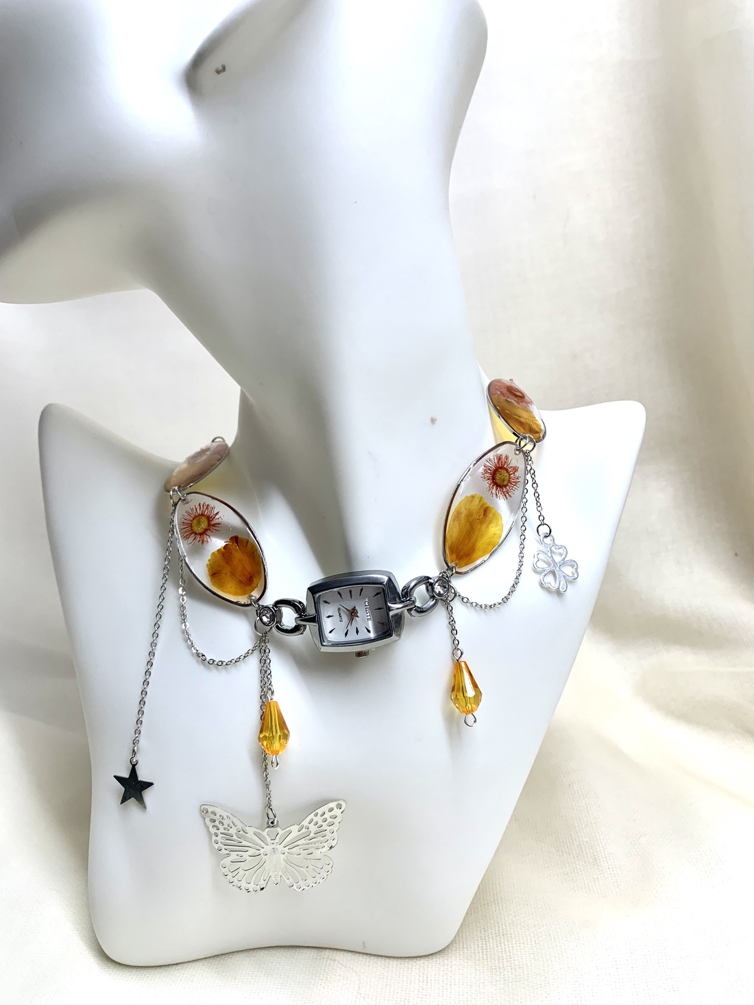 Colier-pandantiv cu flori naturalei si ceas 01345 - bijuterii - seturi de bijuterii - Artynos.ro