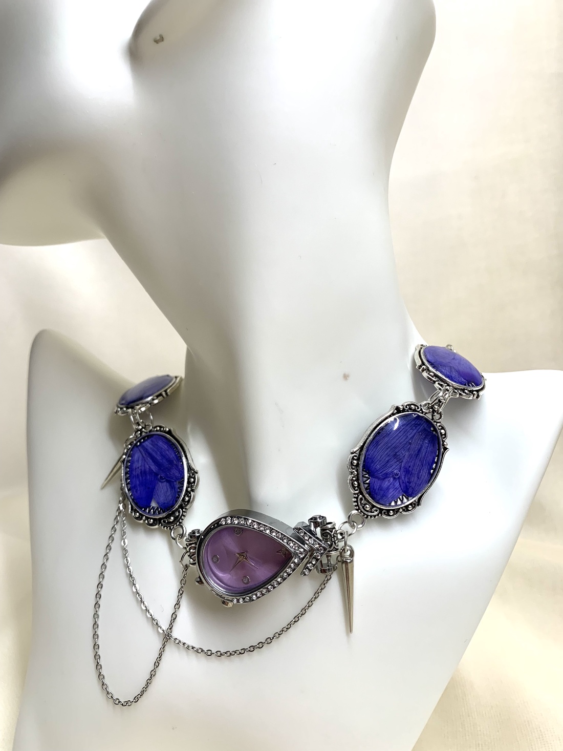 Colier-pandantiv cu Orhidee si ceas 01346  - bijuterii - seturi de bijuterii - Artynos.ro