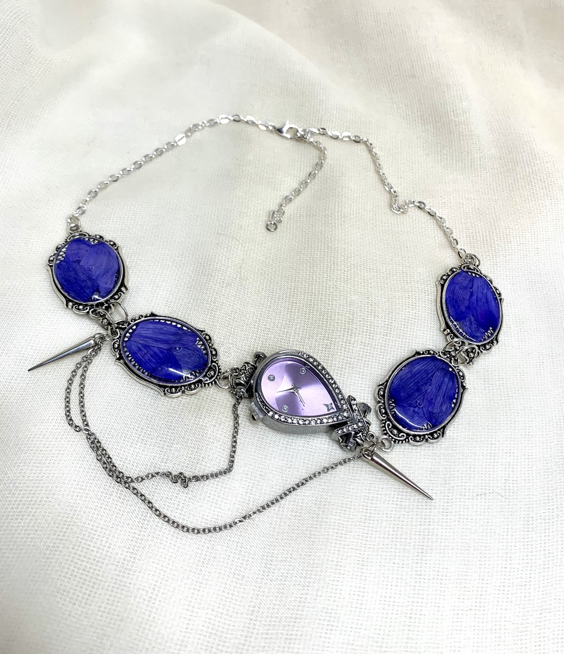 Colier-pandantiv cu Orhidee si ceas 01346  - bijuterii - seturi de bijuterii - Artynos.ro