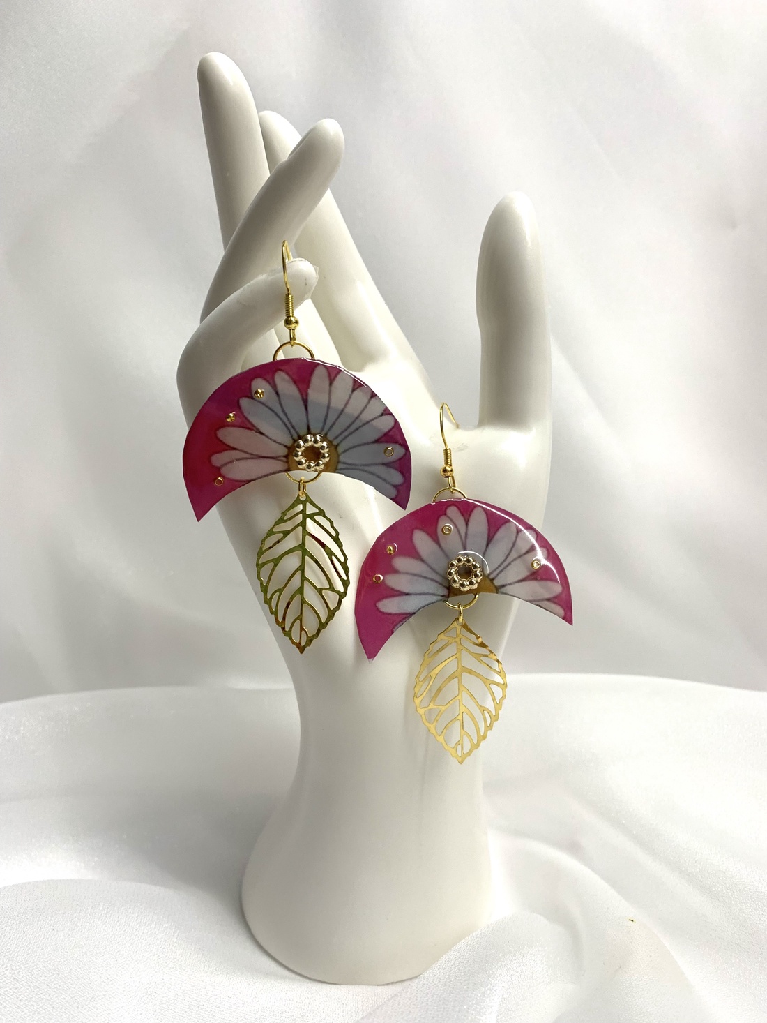   cercei-cadouri pentru femei 01353 - bijuterii - cercei - cercei din rășină - Artynos.ro