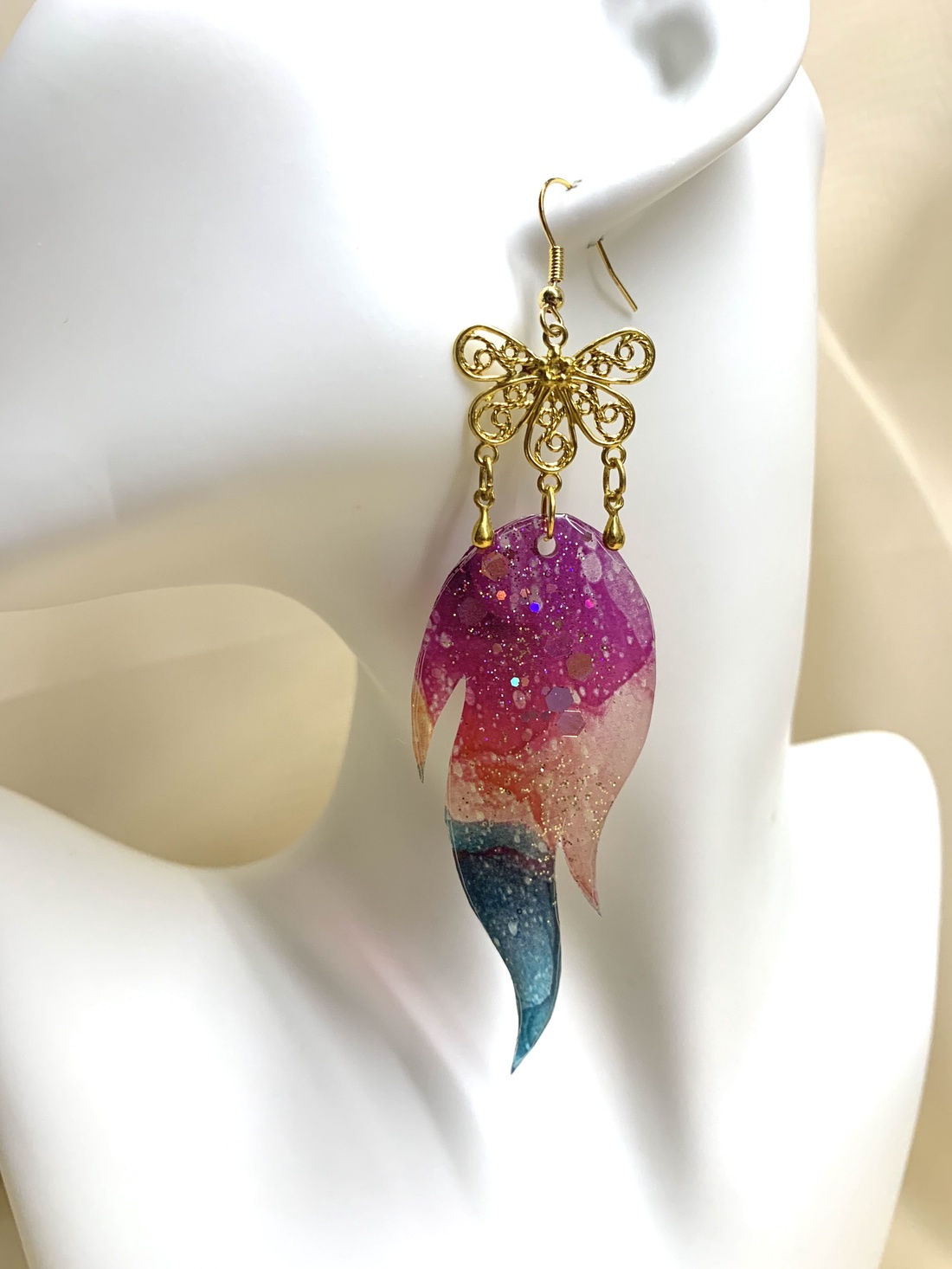 Cercei pictati manual 01355 - bijuterii - cercei - cercei din rășină - Artynos.ro