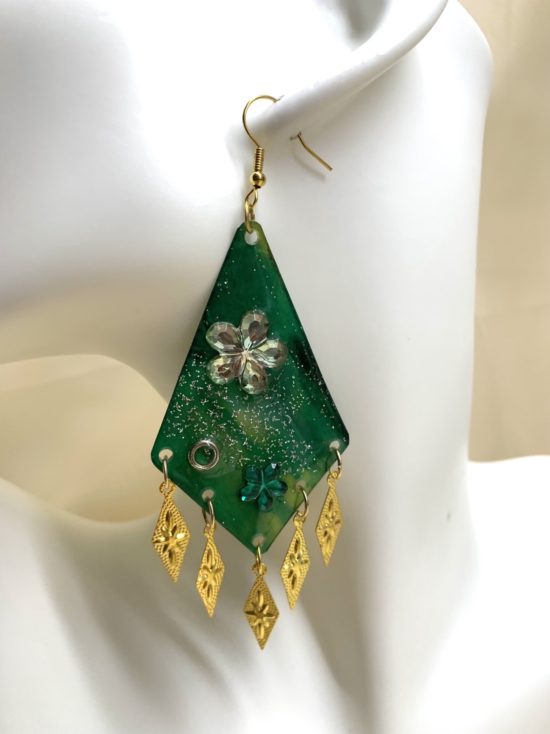 Cercei pictati manual 01356 - bijuterii - cercei - cercei din rășină - Artynos.ro