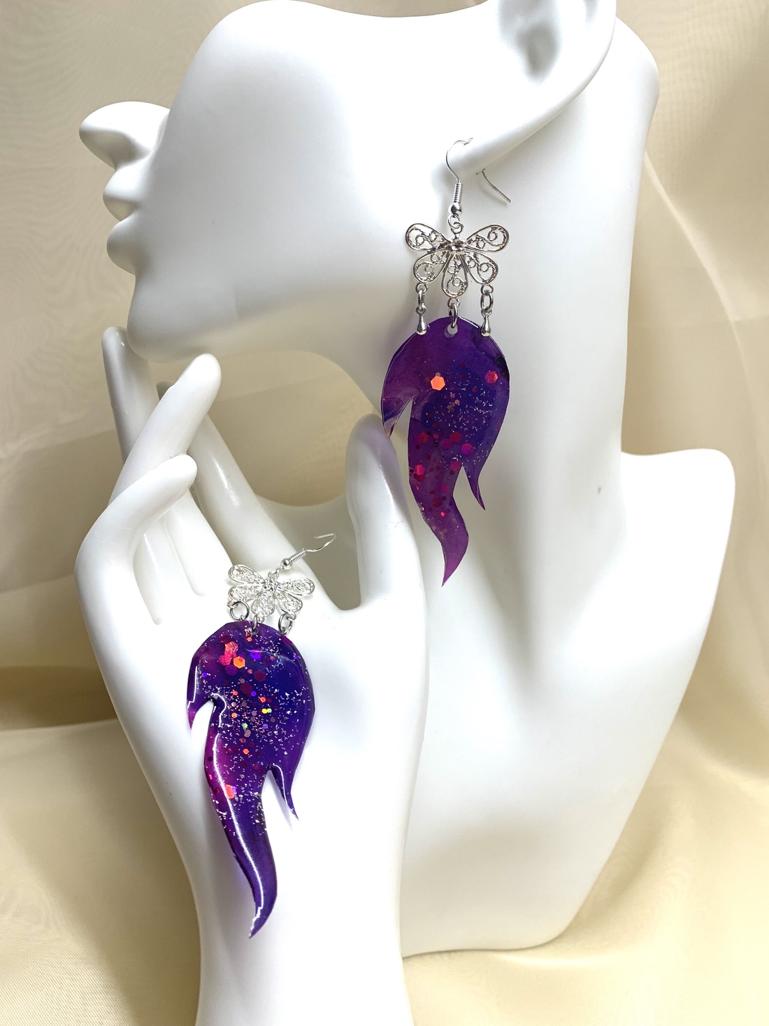 Cercei pictati manual 01360 - bijuterii - cercei - cercei din rășină - Artynos.ro