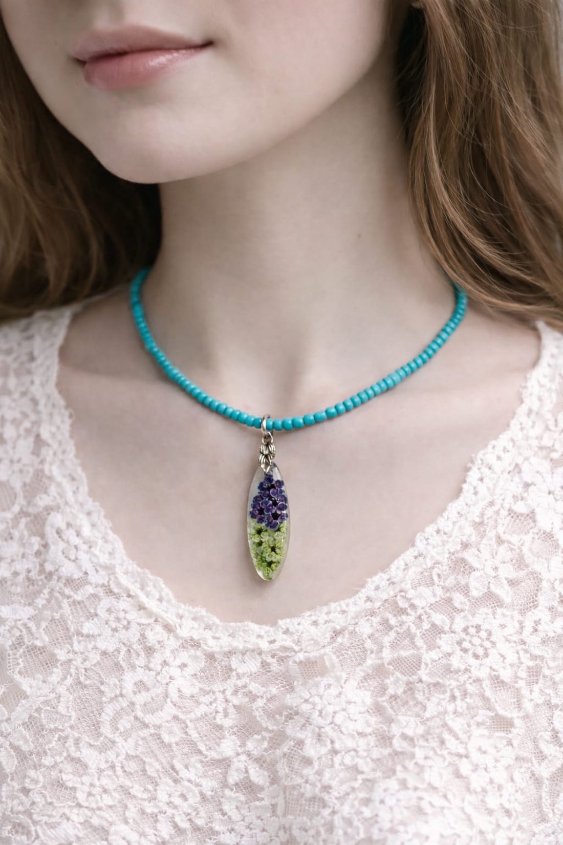 Colier-pandantiv cu flori naturale 01155 - bijuterii - coliere - coliere cu pandative - Artynos.ro