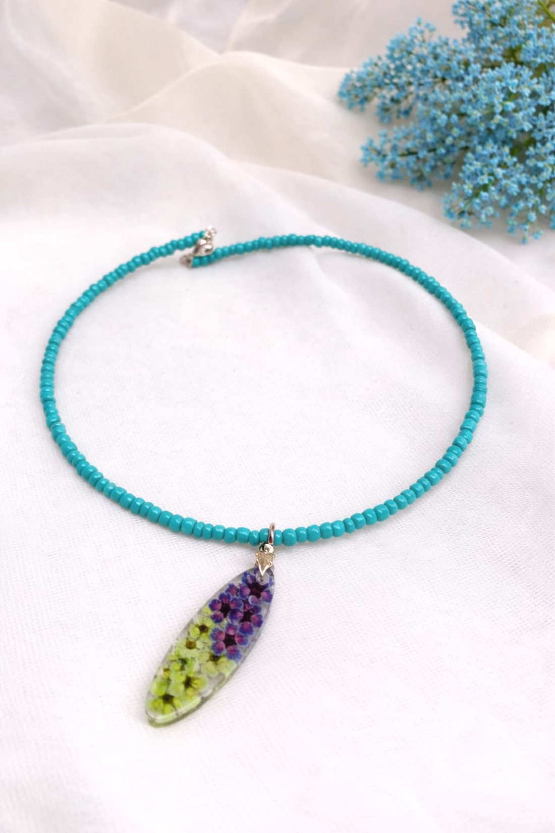 Colier-pandantiv cu flori naturale 01155 - bijuterii - coliere - coliere cu pandative - Artynos.ro