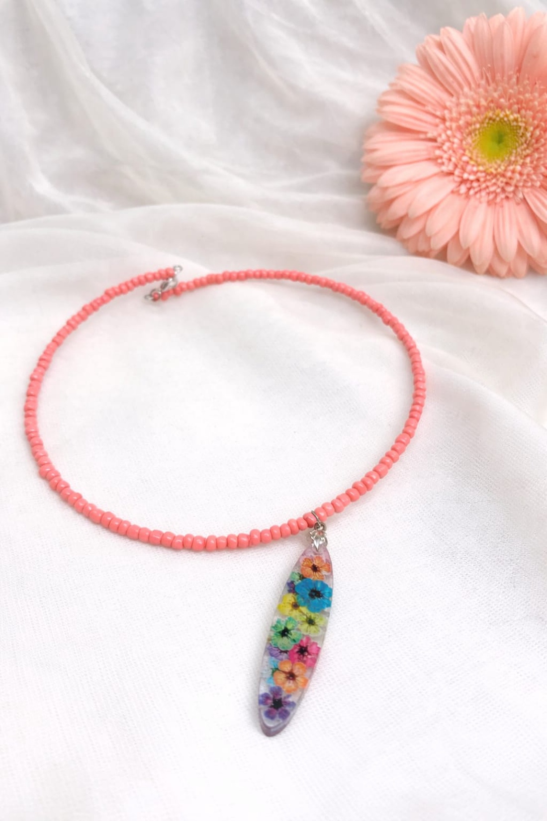 Colier-pandantiv cu flori naturale  01154 - bijuterii - coliere - coliere cu pandative - Artynos.ro