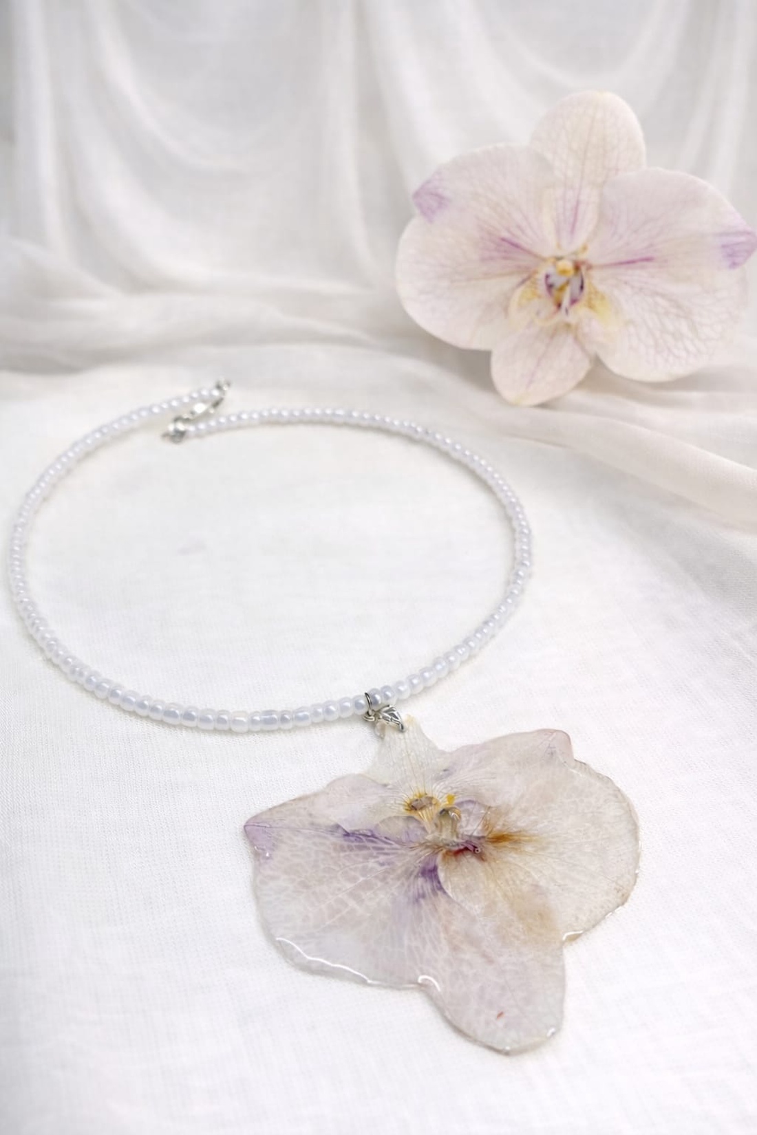 Colier-pandantiv cu Orhidee 01134 - bijuterii - coliere - pandative - Artynos.ro