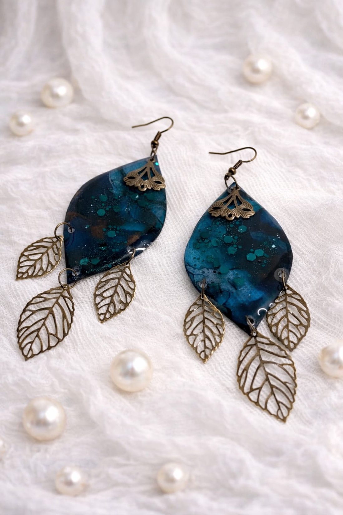 Cercei pictati manual 00933 - bijuterii - cercei - cercei din rășină - Artynos.ro