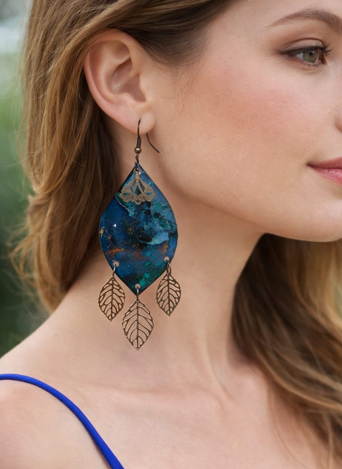 Cercei pictati manual 00933 - bijuterii - cercei - cercei din rășină - Artynos.ro