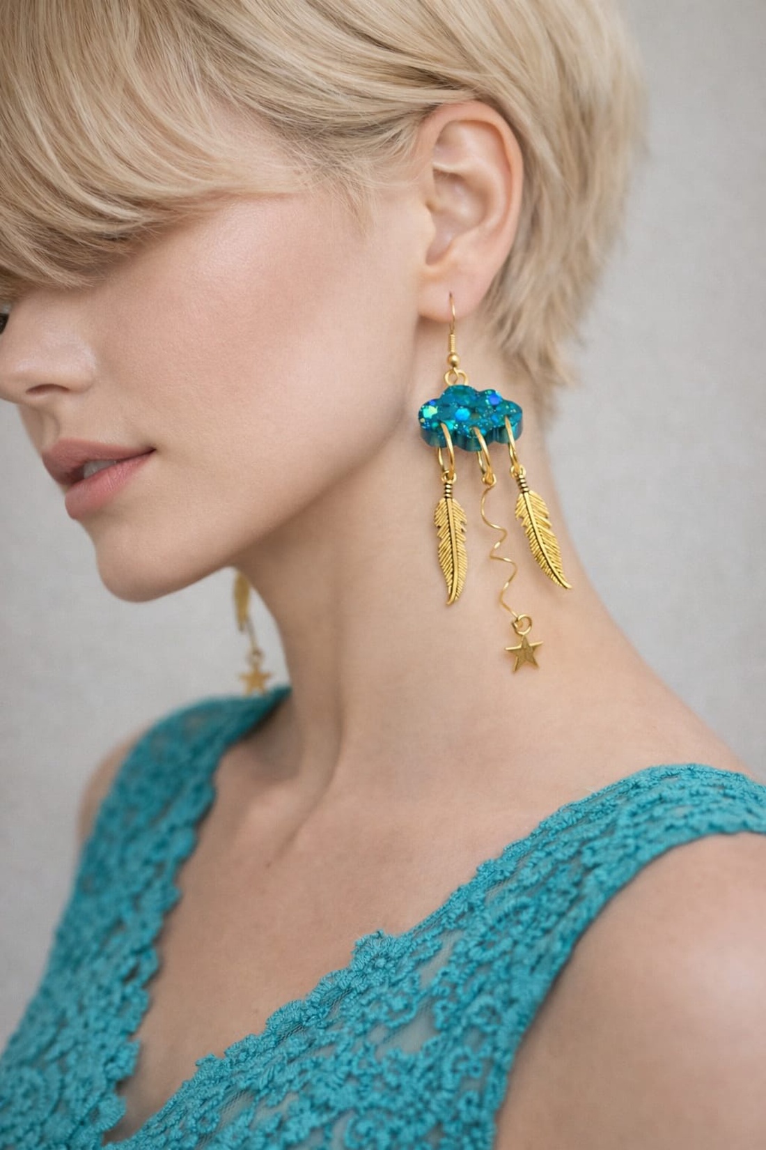 cercei handmade unicat din rasina 01015 - bijuterii - cercei - cercei din rășină - Artynos.ro