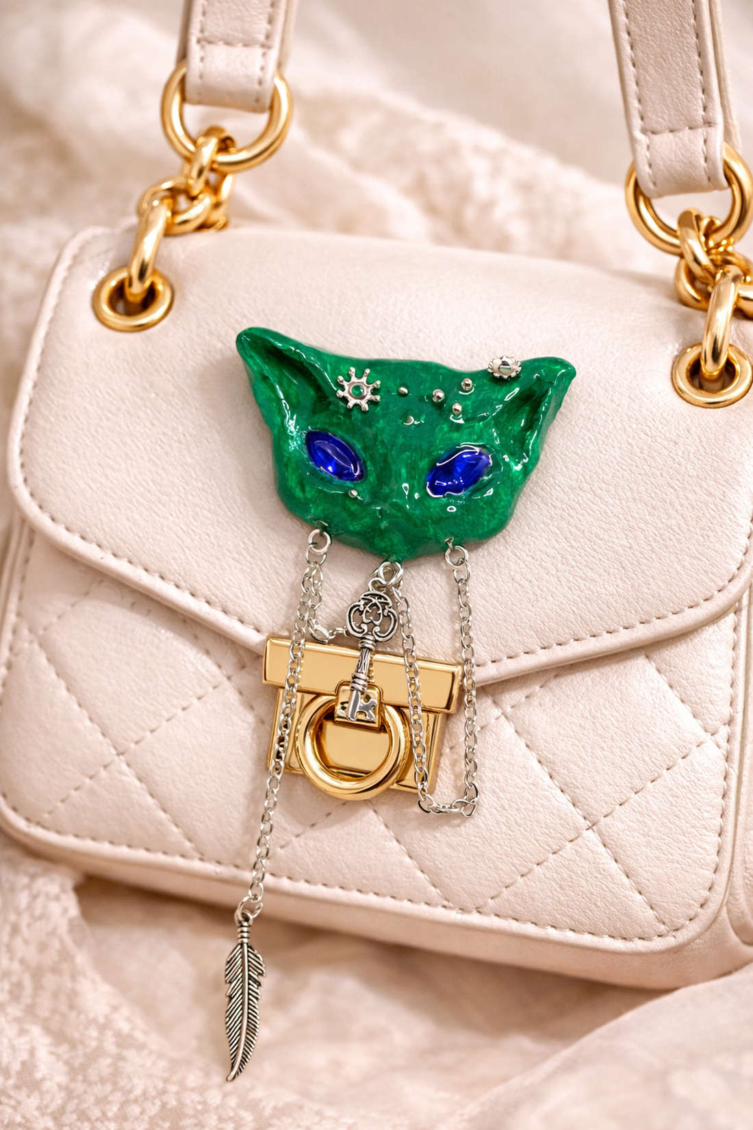 Broșă pisică-cadouri femei 01843 - bijuterii - broșe - Artynos.ro