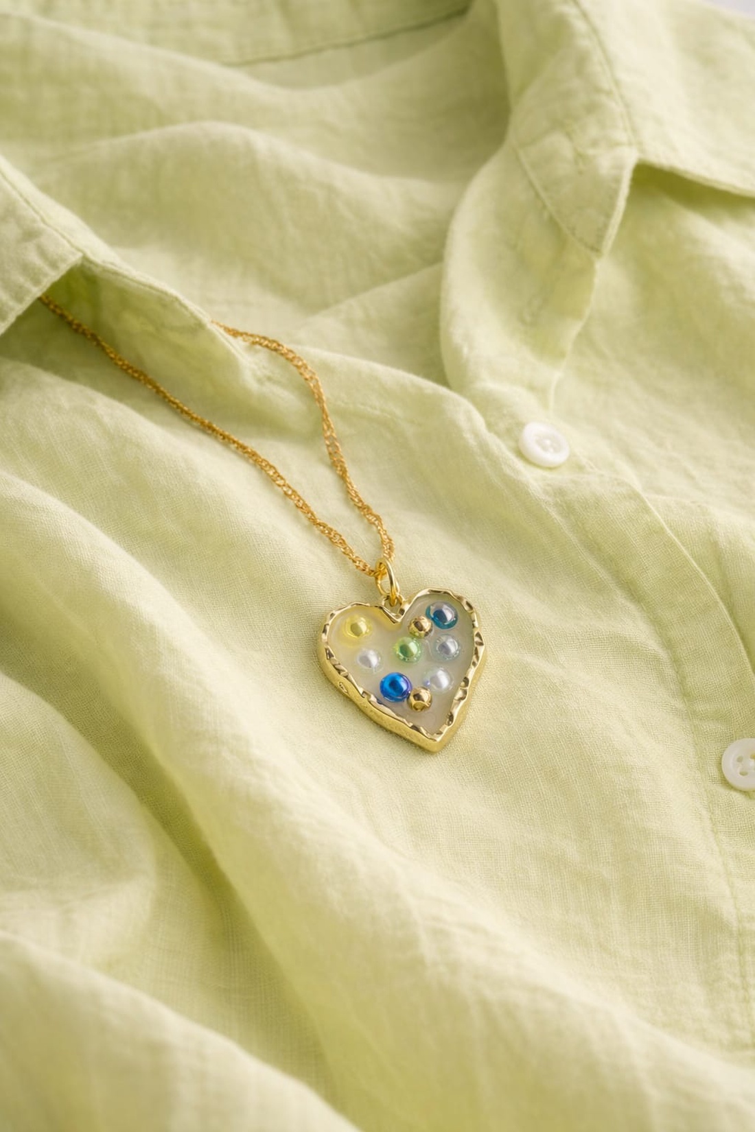 Colier -pandantiv cu pelute artificiale 01177 - bijuterii - coliere - coliere cu pandative - Artynos.ro