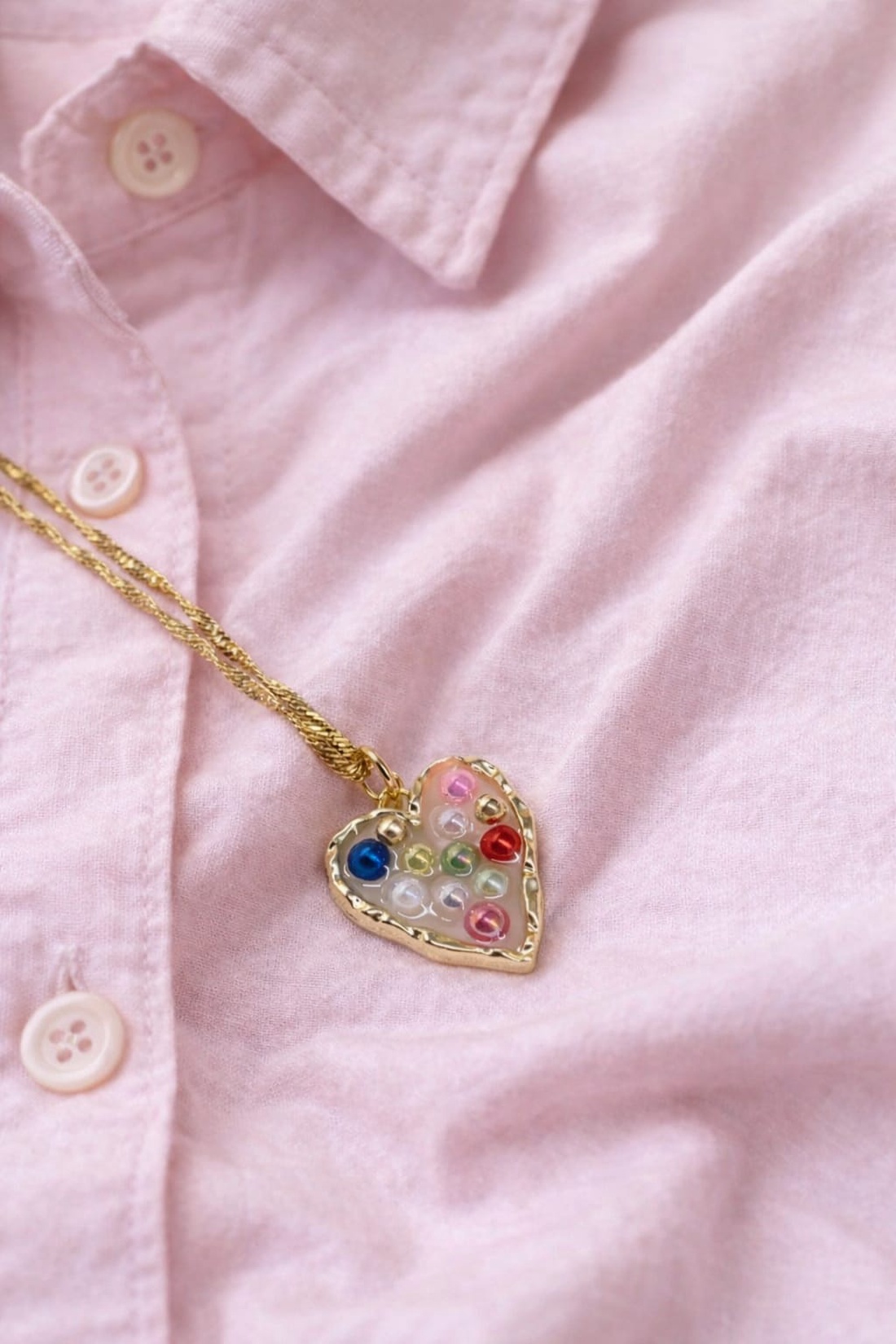 Colier -pandantiv cu pelute artificiale 01176 - bijuterii - coliere - coliere cu pandative - Artynos.ro