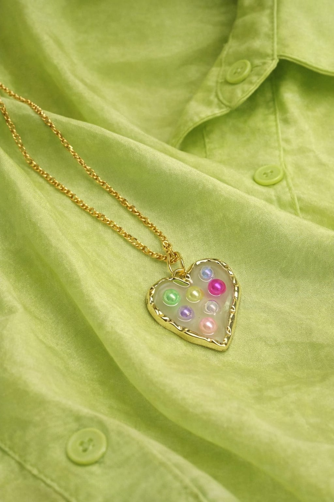 Colier -pandantiv cu pelute artificiale 01175 - bijuterii - coliere - coliere cu pandative - Artynos.ro