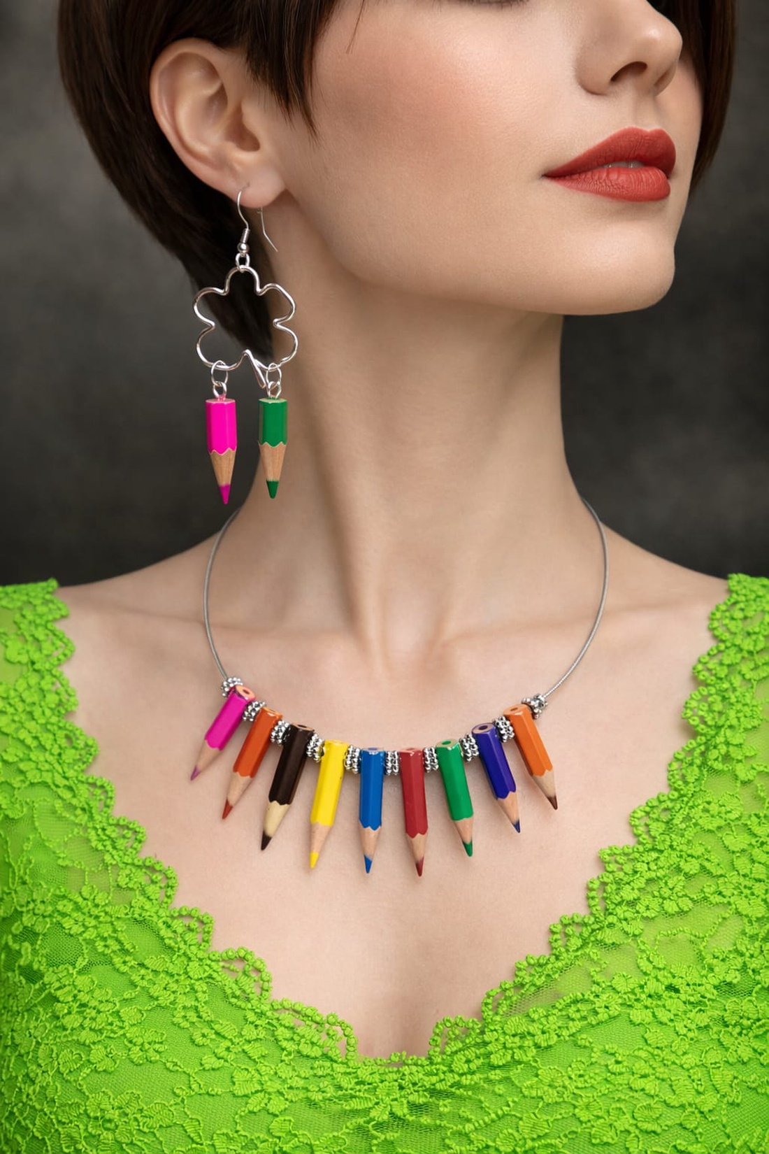 set bijuterii creioane colorate 01845 - bijuterii - seturi de bijuterii - Artynos.ro