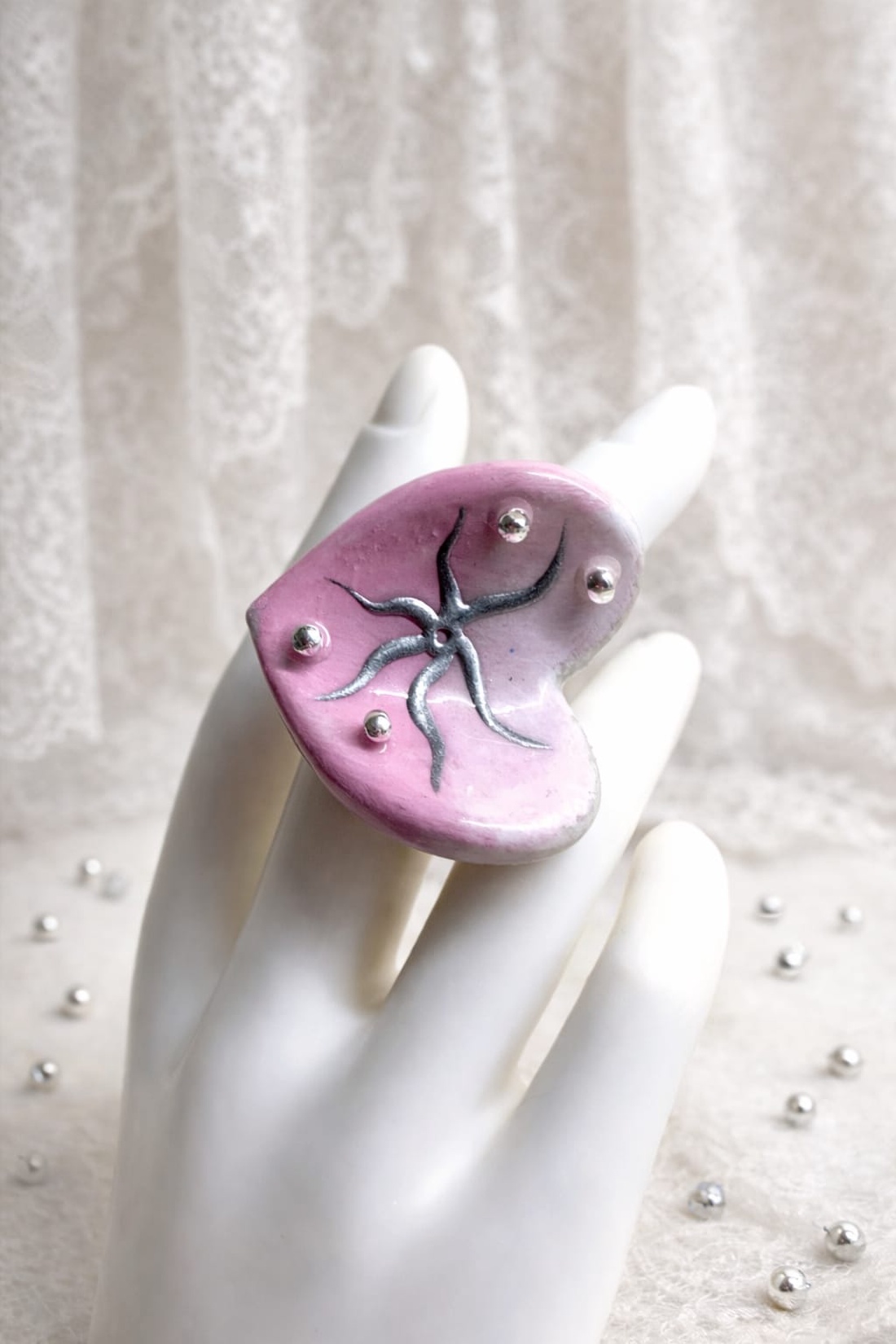 Inel pictat manual din lut si rasina 01847 - bijuterii - inele - inele statement - Artynos.ro