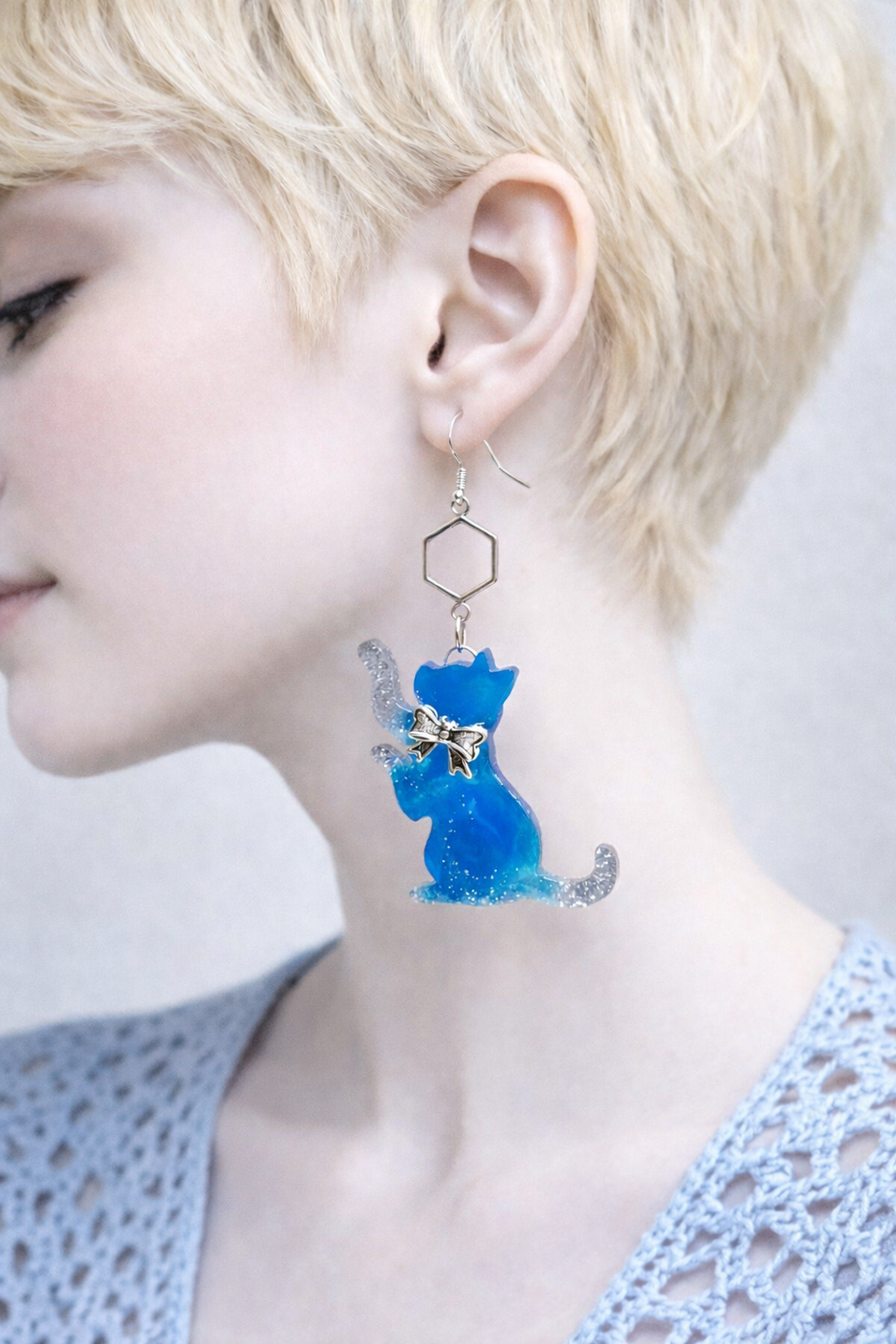 cercei asimetrici -pisici 01347 - bijuterii - cercei - cercei cu figurine - Artynos.ro