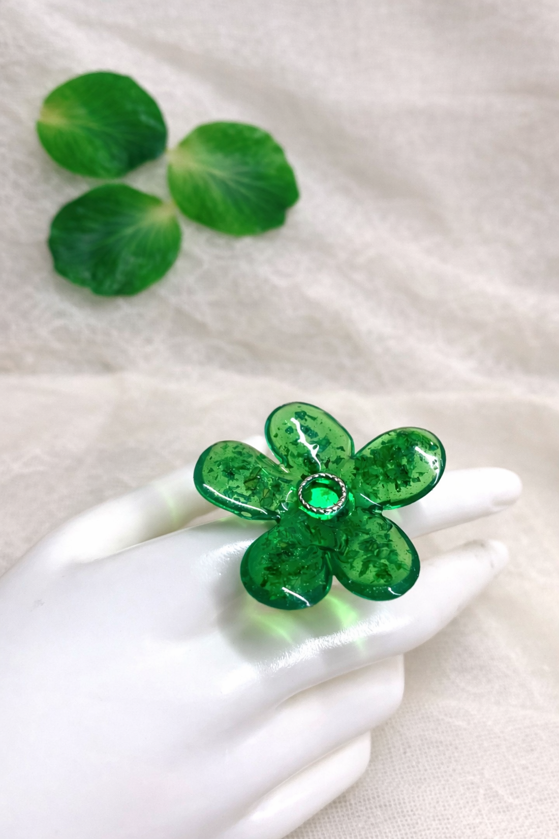 Set bijuterii rasina si Trandafiri 01869 - bijuterii - seturi de bijuterii - Artynos.ro