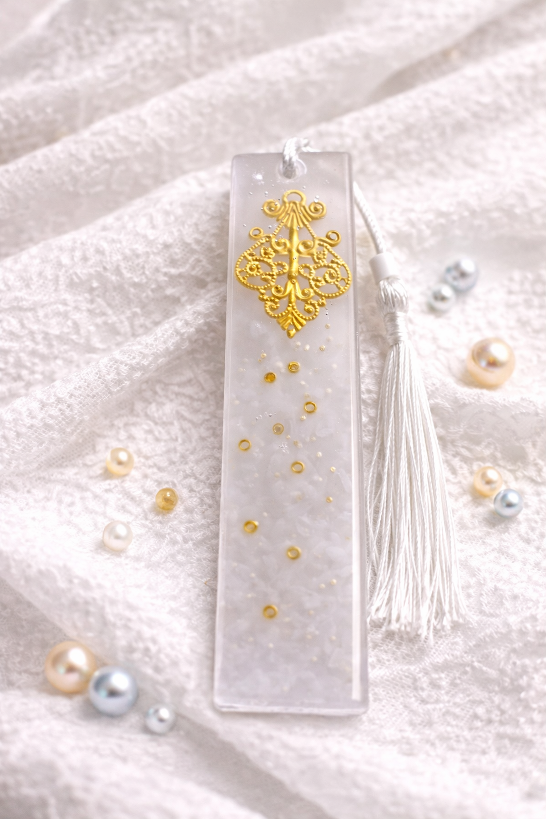 semn de carte handmade din rasina 01851 - cărți și creații cu tematică muzicală, cadouri - semn de carte - Artynos.ro