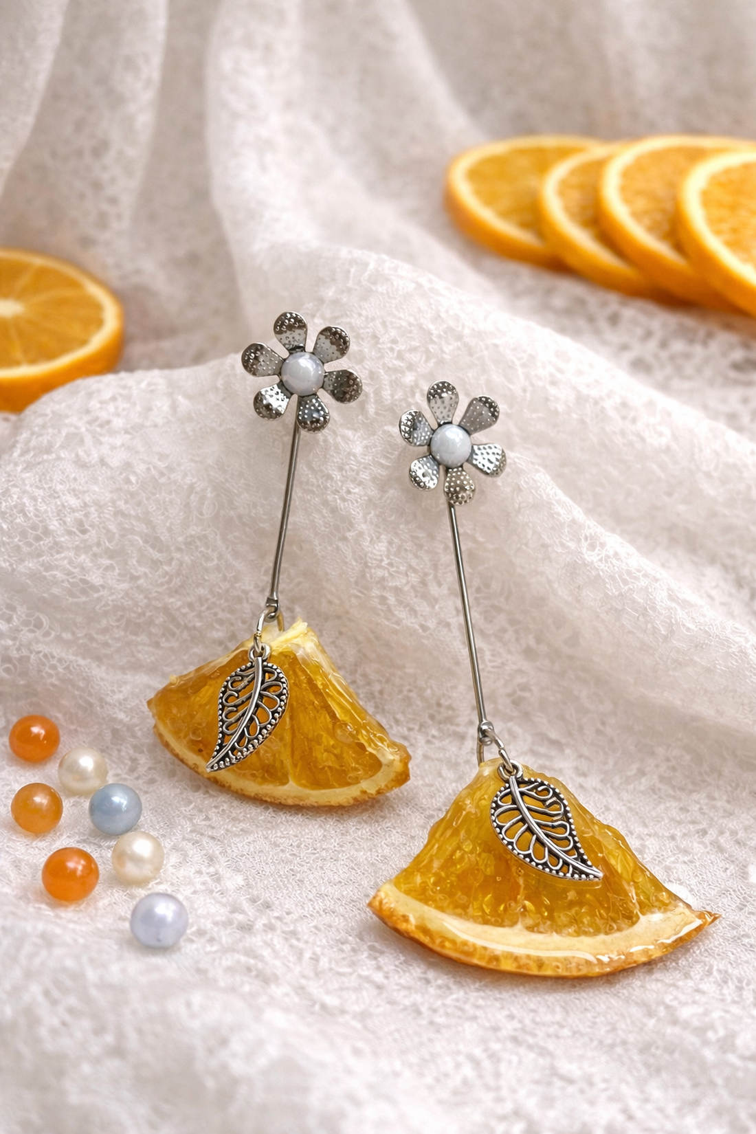 cercei cu felii de Portocale 00996 - bijuterii - cercei - cercei din rășină - Artynos.ro