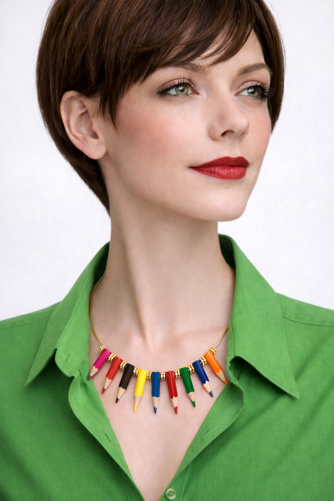 Colier creioane colorate cu accesorii aurii  01295 - bijuterii - coliere - coliere cu pandative - Artynos.ro