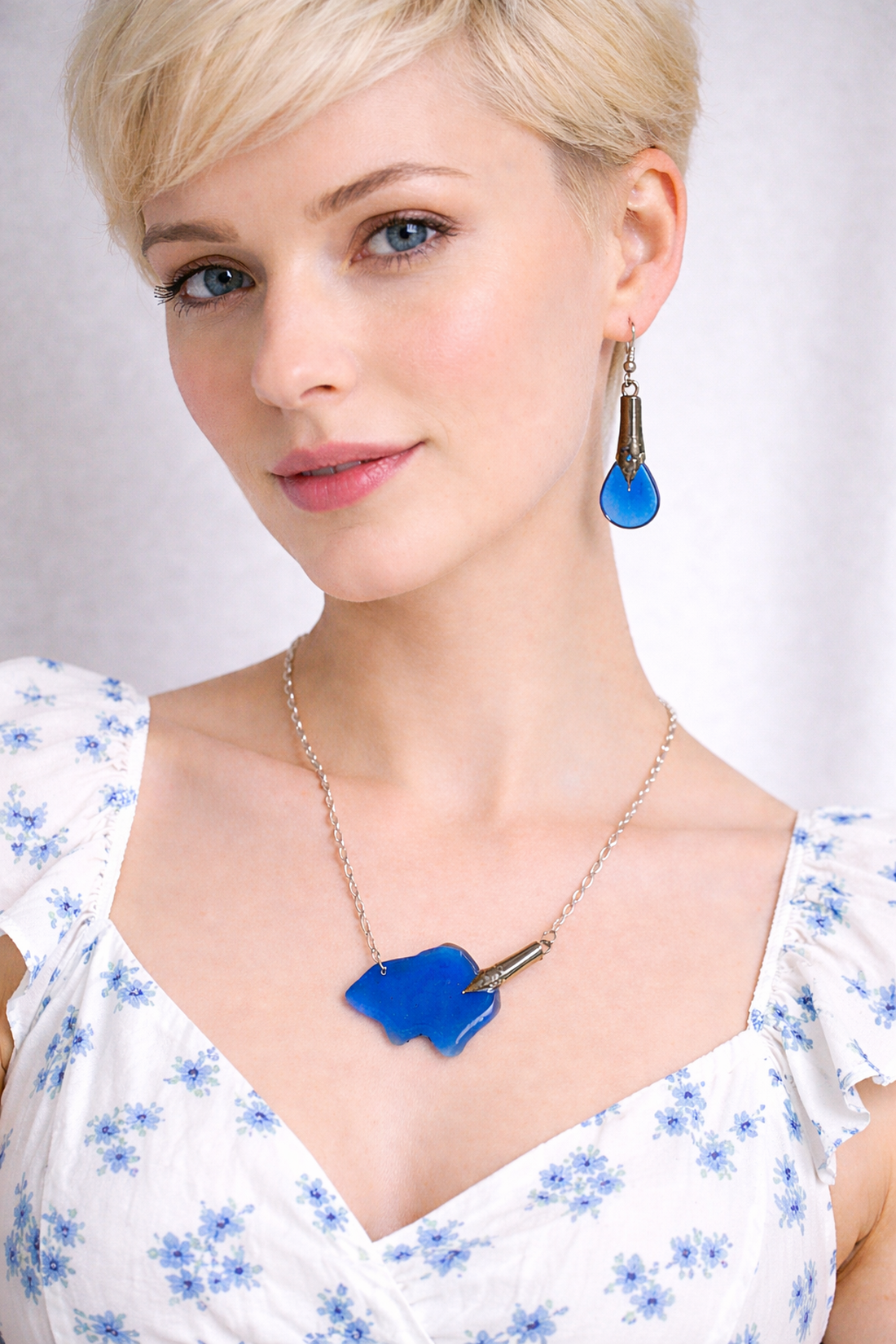 Set bijuterii lucrat manual cu penițe reale colier și cercei 01892 - bijuterii - seturi de bijuterii - Artynos.ro