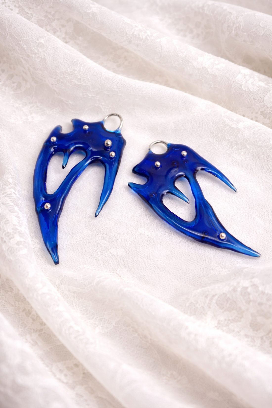 Cercei statement -Electric Blue Flow - din Rășină epoxidica 01900 - bijuterii - cercei - cercei din rășină - Artynos.ro
