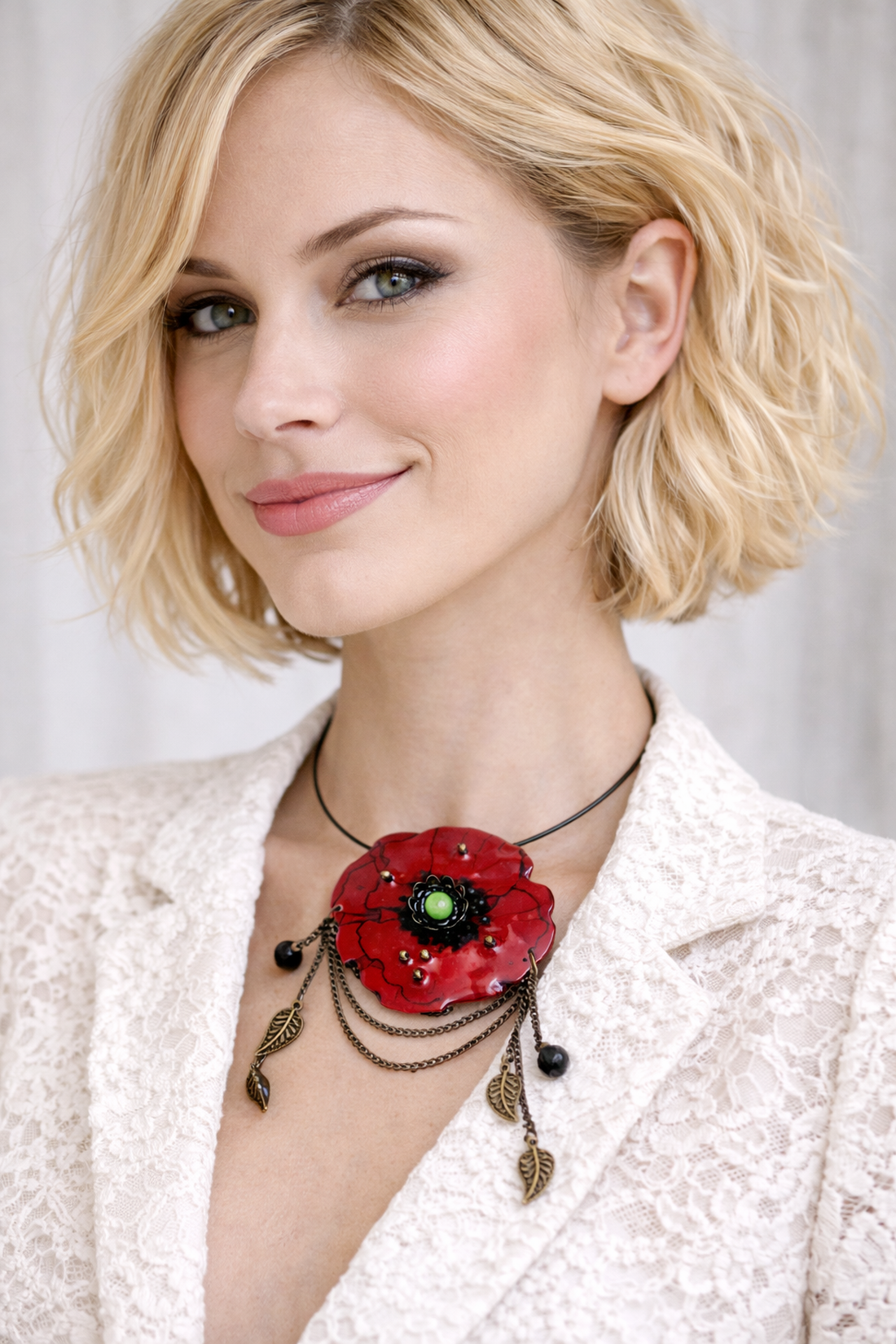 Pandantiv-Broșă lucrat manual, Maci cu rășină, cadou pentru iubia,mama,fiica,logodnica,prietena 01925 - bijuterii - coliere - coliere cu pandative - Artynos.ro