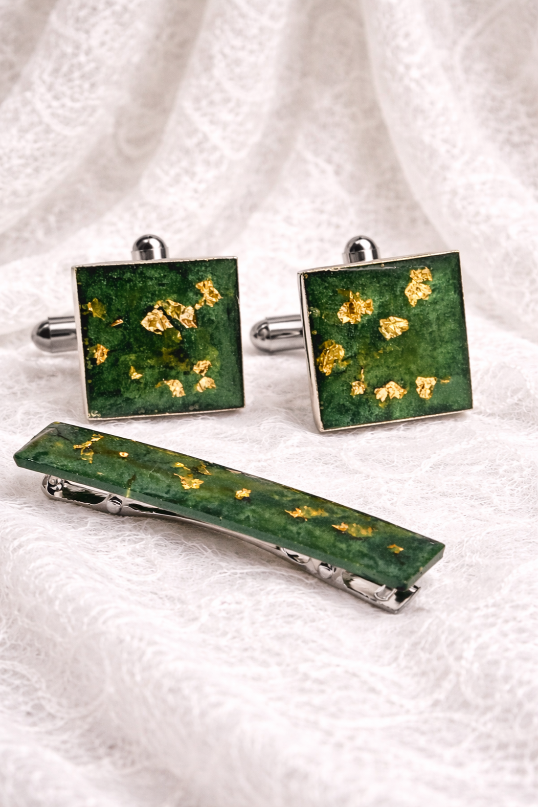 Butoni de cămașă si clemă cravată -Set cadou accesorii bărbați 01950 - bijuterii - butoni de manșetă - Artynos.ro