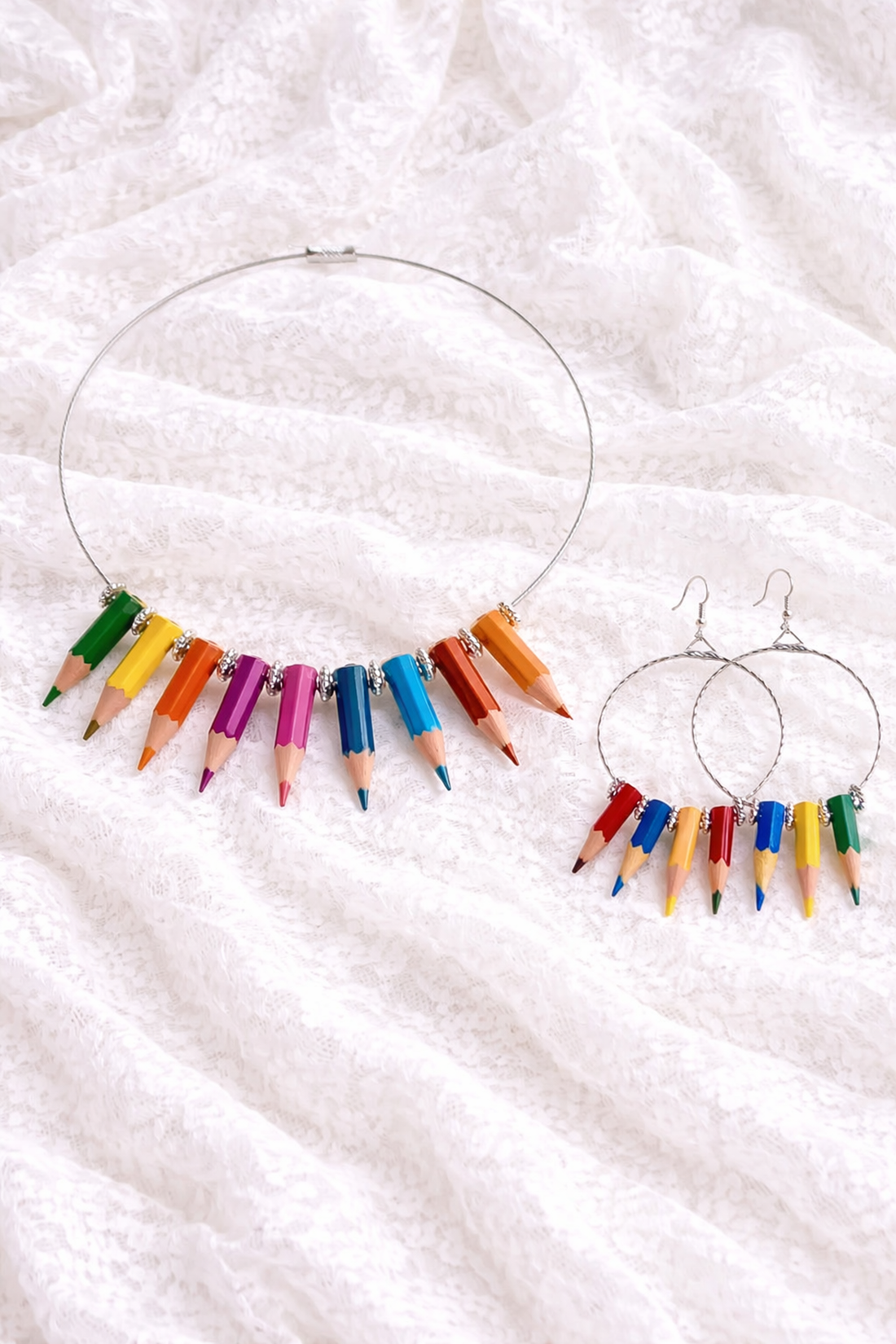 set bijuterii cu creioane colorate 01955 - bijuterii - seturi de bijuterii - Artynos.ro